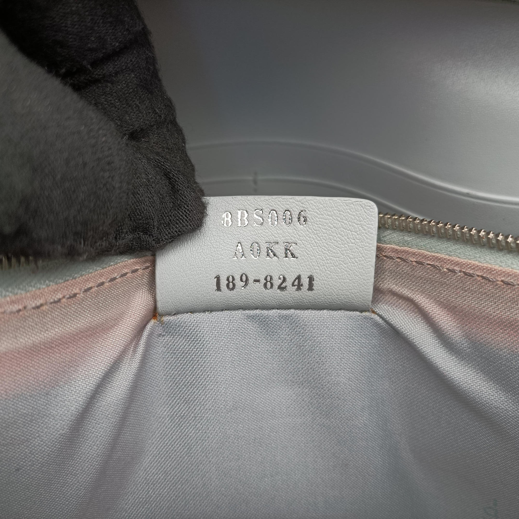 Pre-owned Fendi F is Envelope Grey Leather 8BS006 shoulderbag | stylenewstar