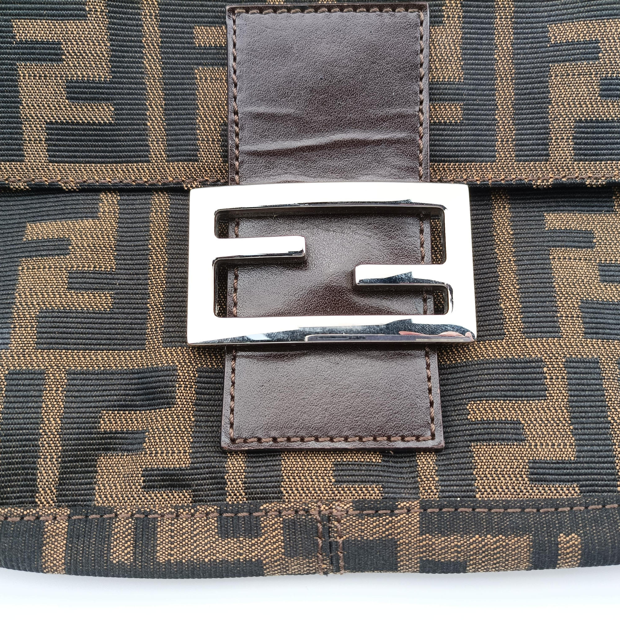 Pre-owned Fendi Baguette Brown canvas×leather  shoulderbag | stylenewstar