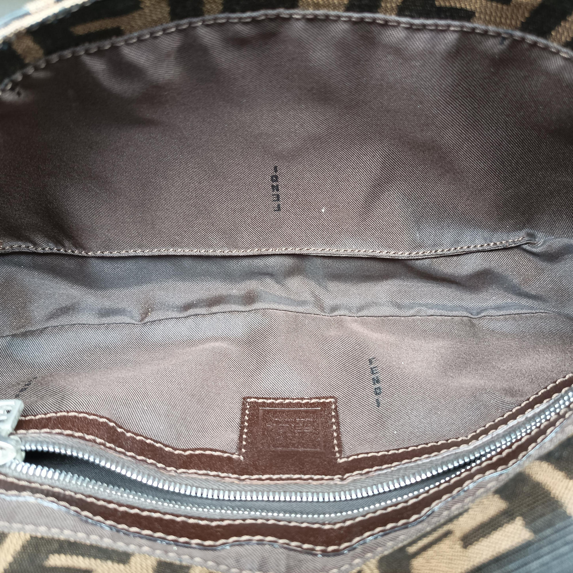 Pre-owned Fendi Baguette Brown canvas×leather  shoulderbag | stylenewstar