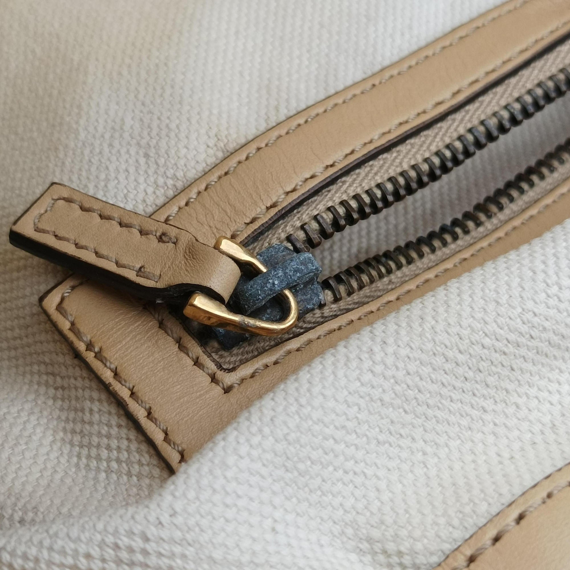 Vintage Gucci Scarlett Beige × Brownish Red canvas×leather 282299 handbag | stylenewstar