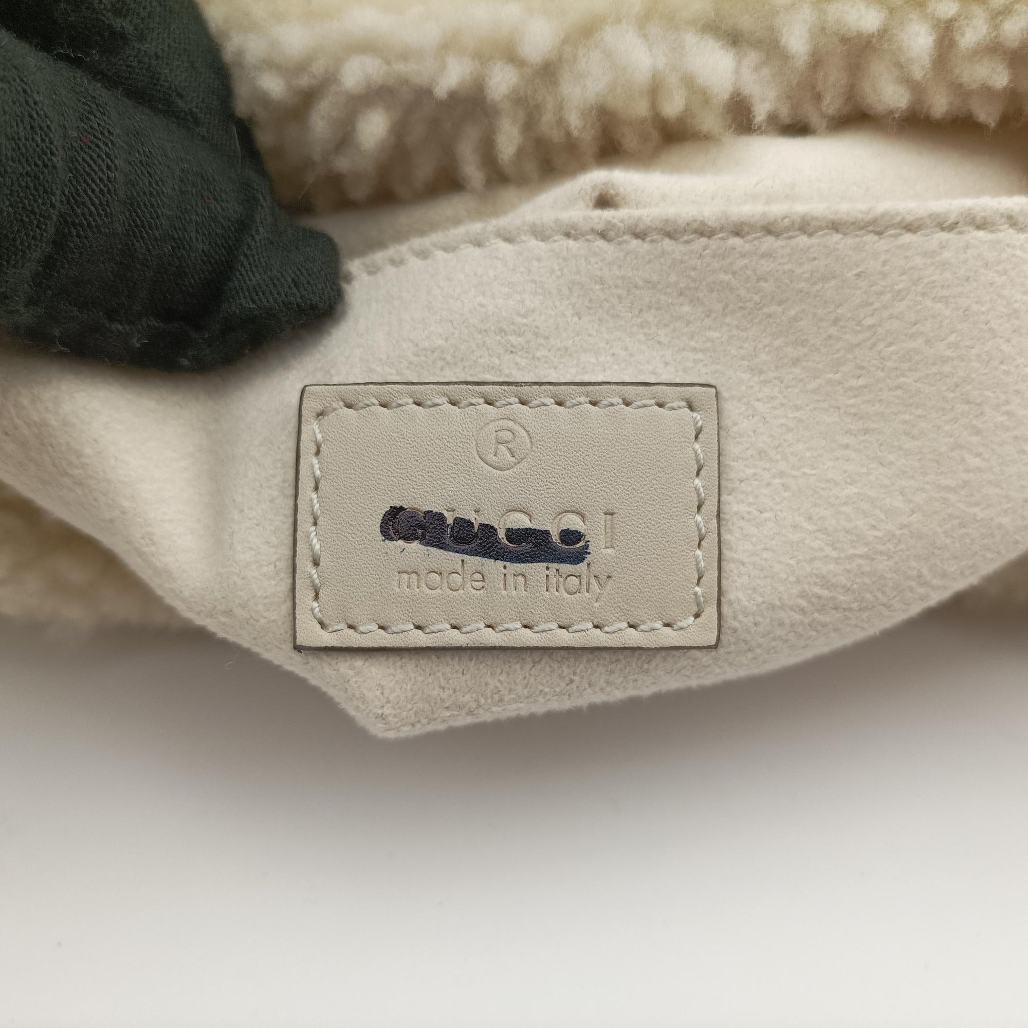 Pre-owned Gucci JACKIE 1961 Beige Fur 636709 shoulderbag | stylenewstar
