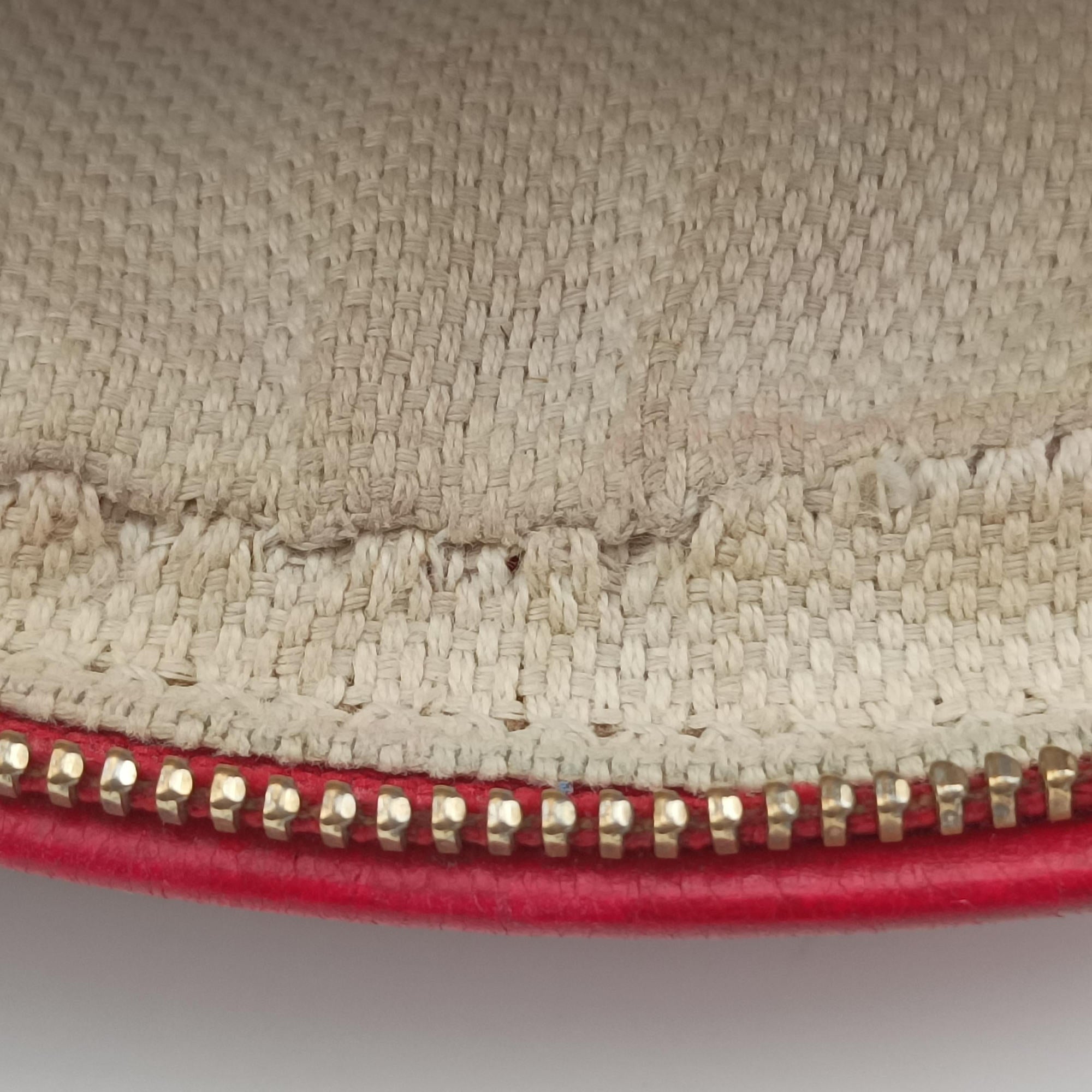 Pre-owned Gucci Soho Red Leather 353965 shoulderbag | stylenewstar