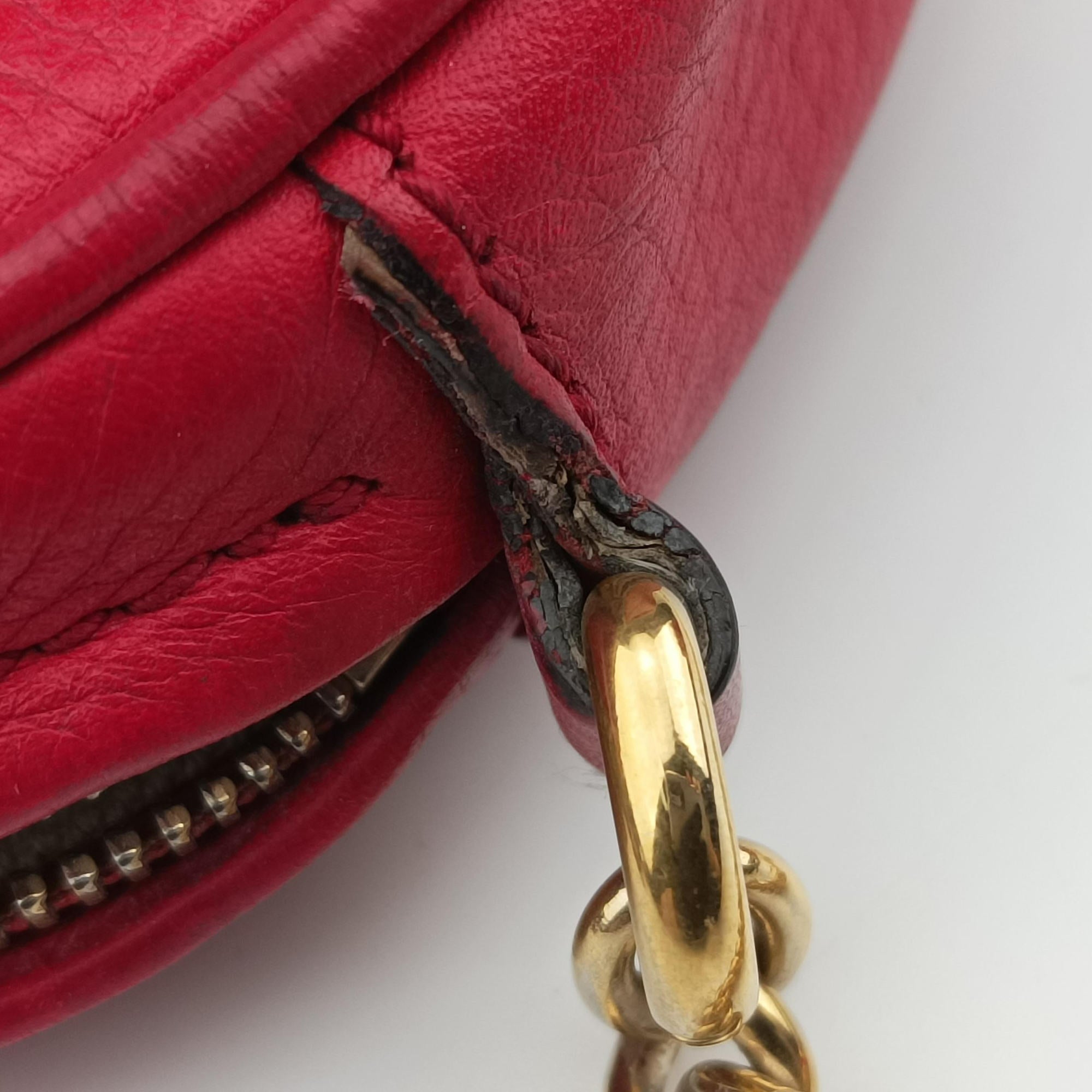 Pre-owned Gucci Soho Red Leather 353965 shoulderbag | stylenewstar