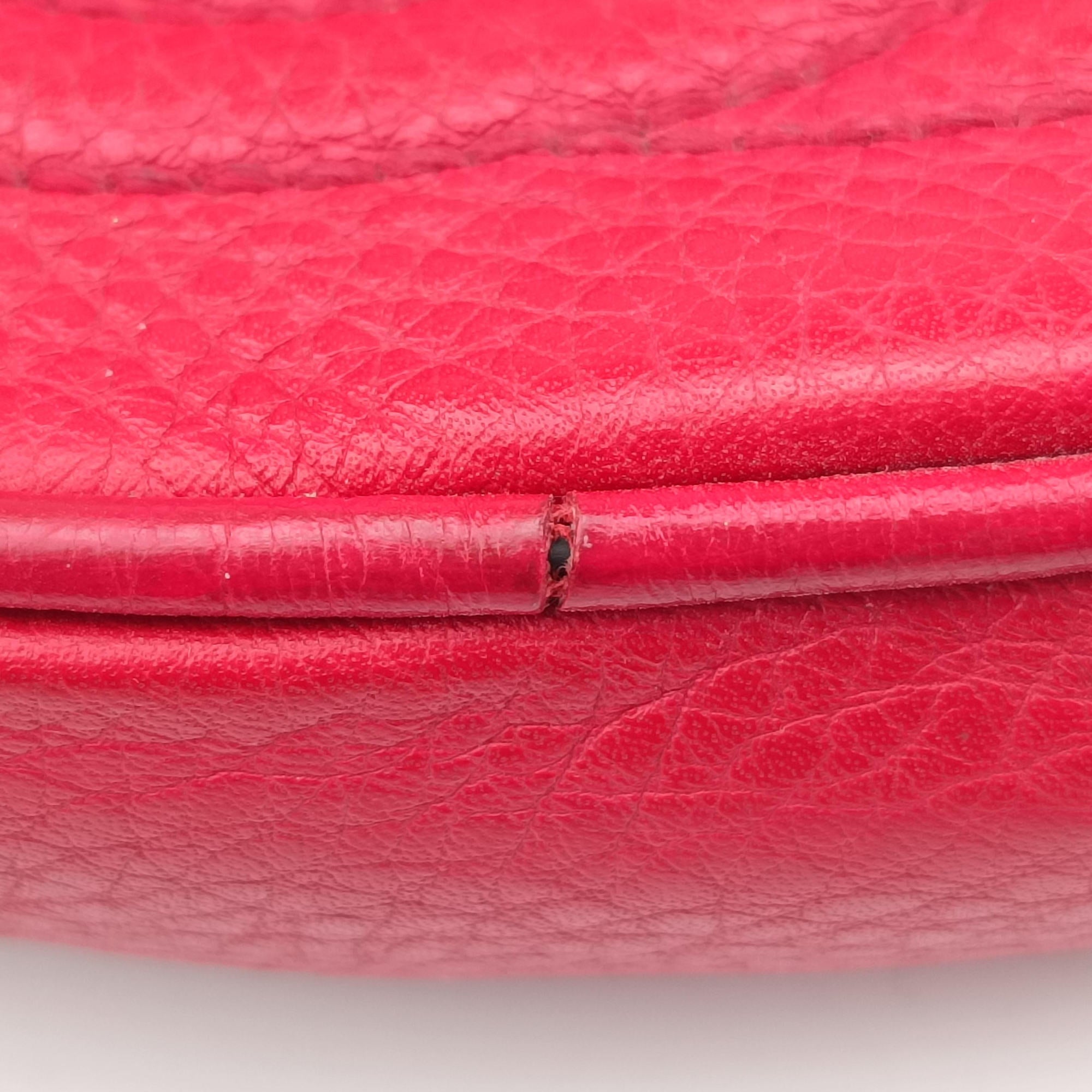 Pre-owned Gucci Soho Red Leather 353965 shoulderbag | stylenewstar