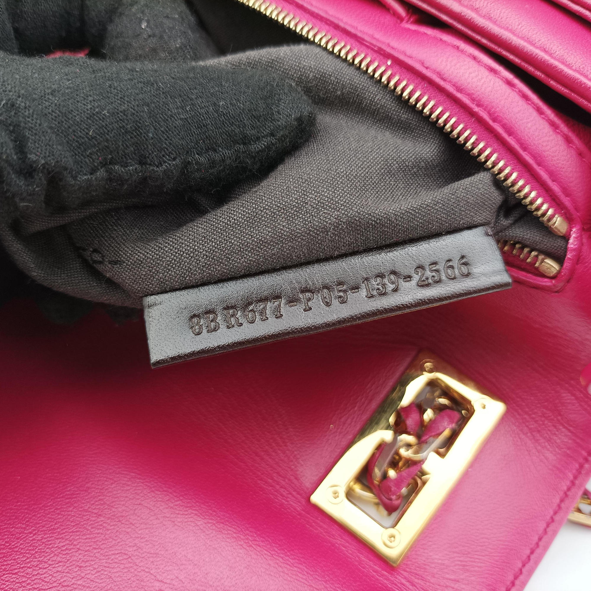 Vintage Fendi Be Baguette Rose Leather 8BR677 shoulderbag | stylenewstar