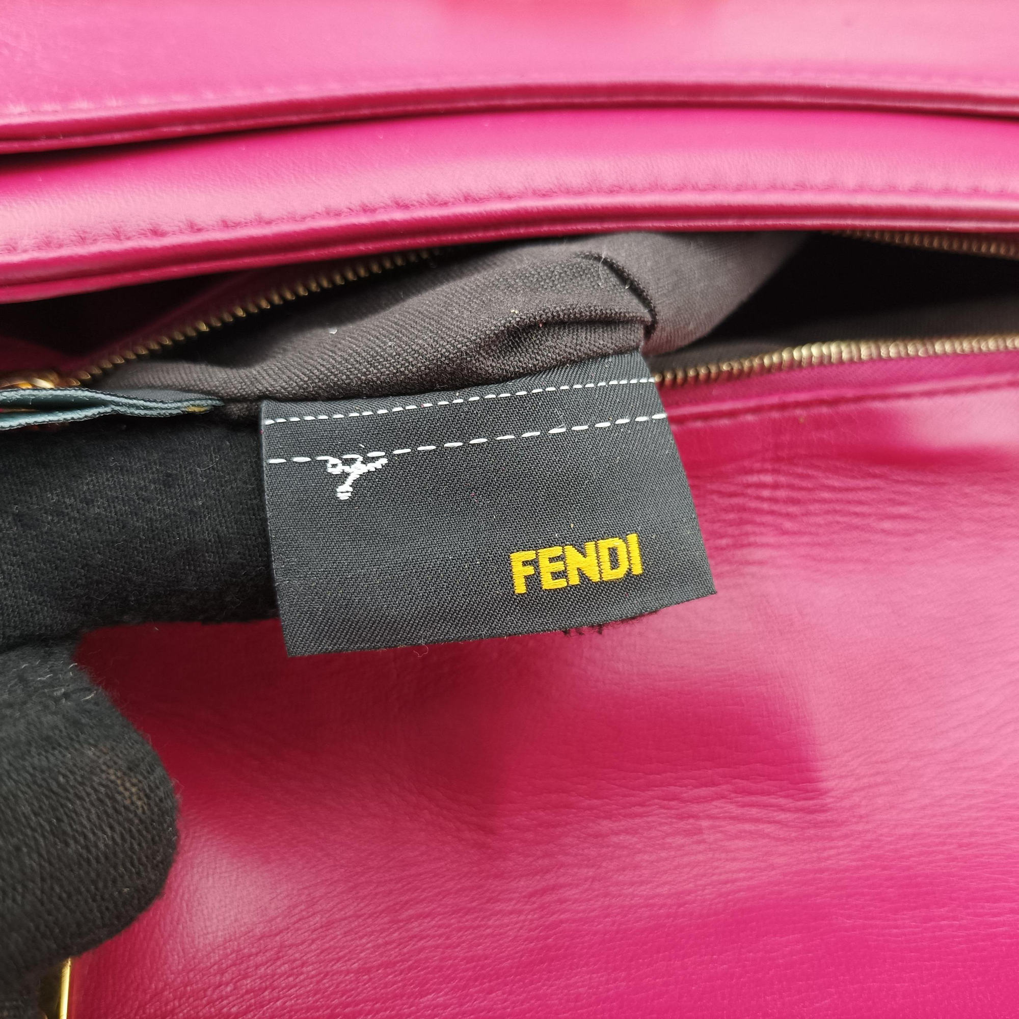 Vintage Fendi Be Baguette Rose Leather 8BR677 shoulderbag | stylenewstar
