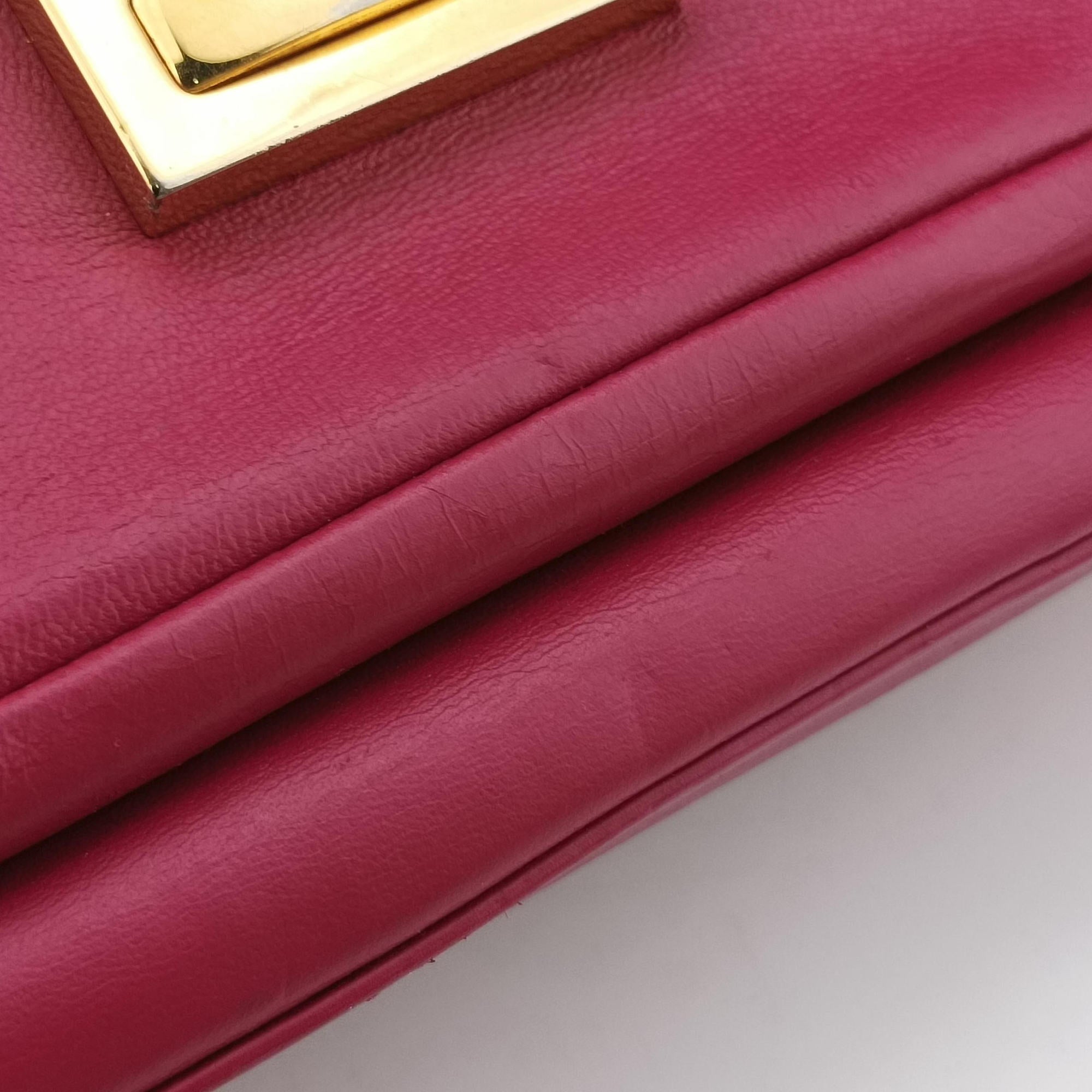 Vintage Fendi Be Baguette Rose Leather 8BR677 shoulderbag | stylenewstar