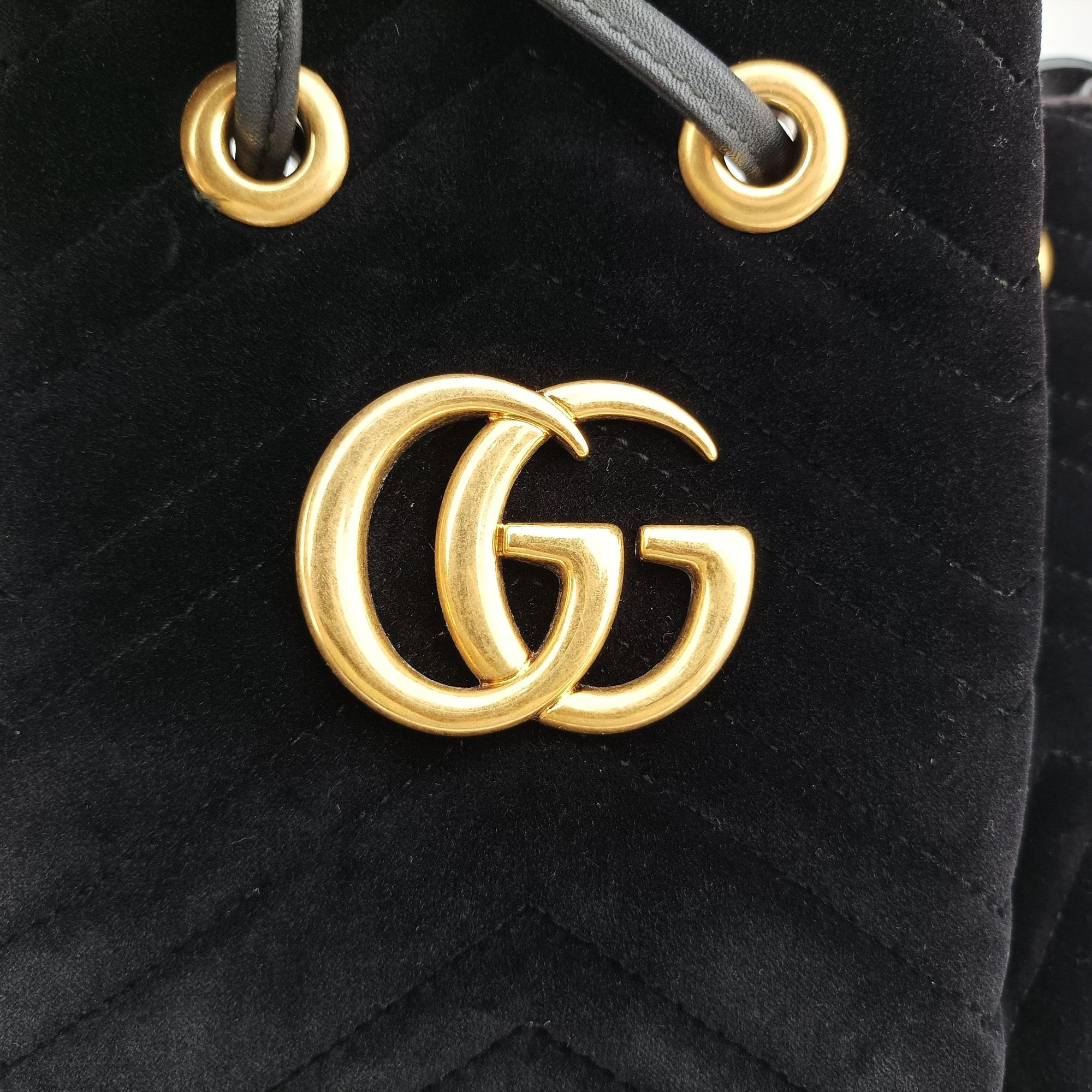 Vintage Gucci GG Marmont Black velour 525081 shoulderbag | stylenewstar
