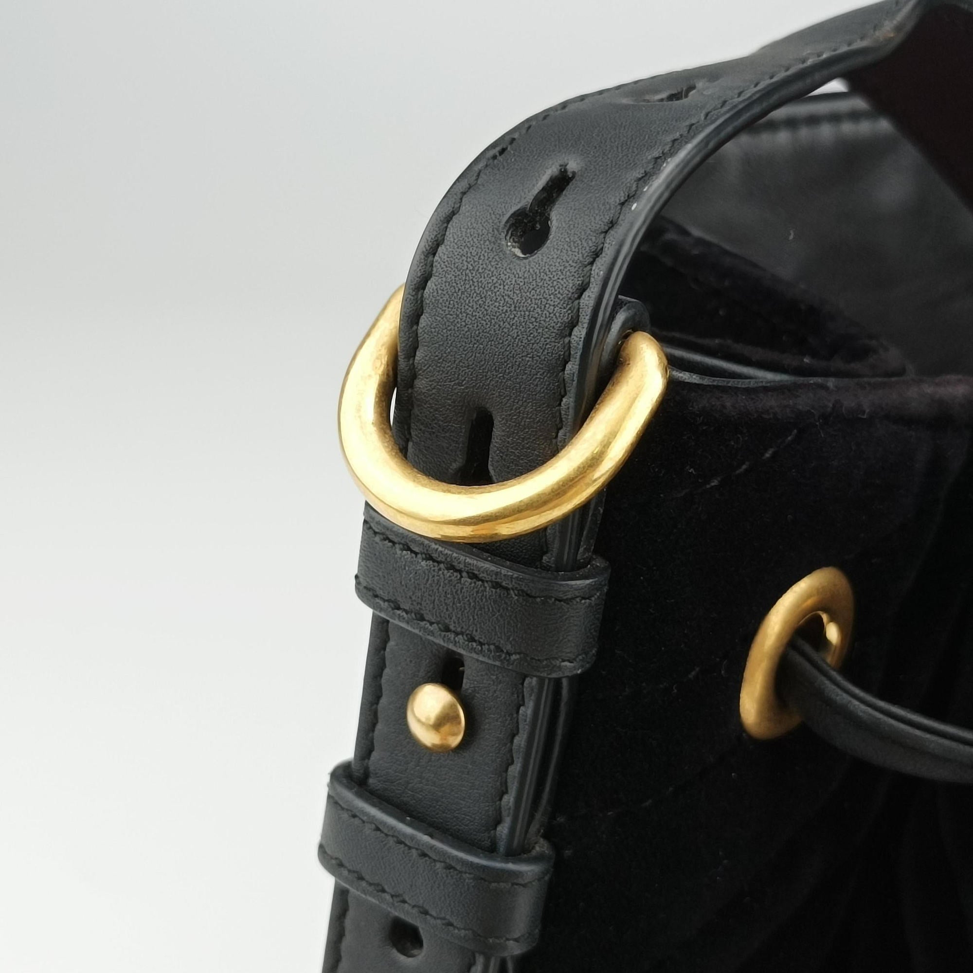 Vintage Gucci GG Marmont Black velour 525081 shoulderbag | stylenewstar