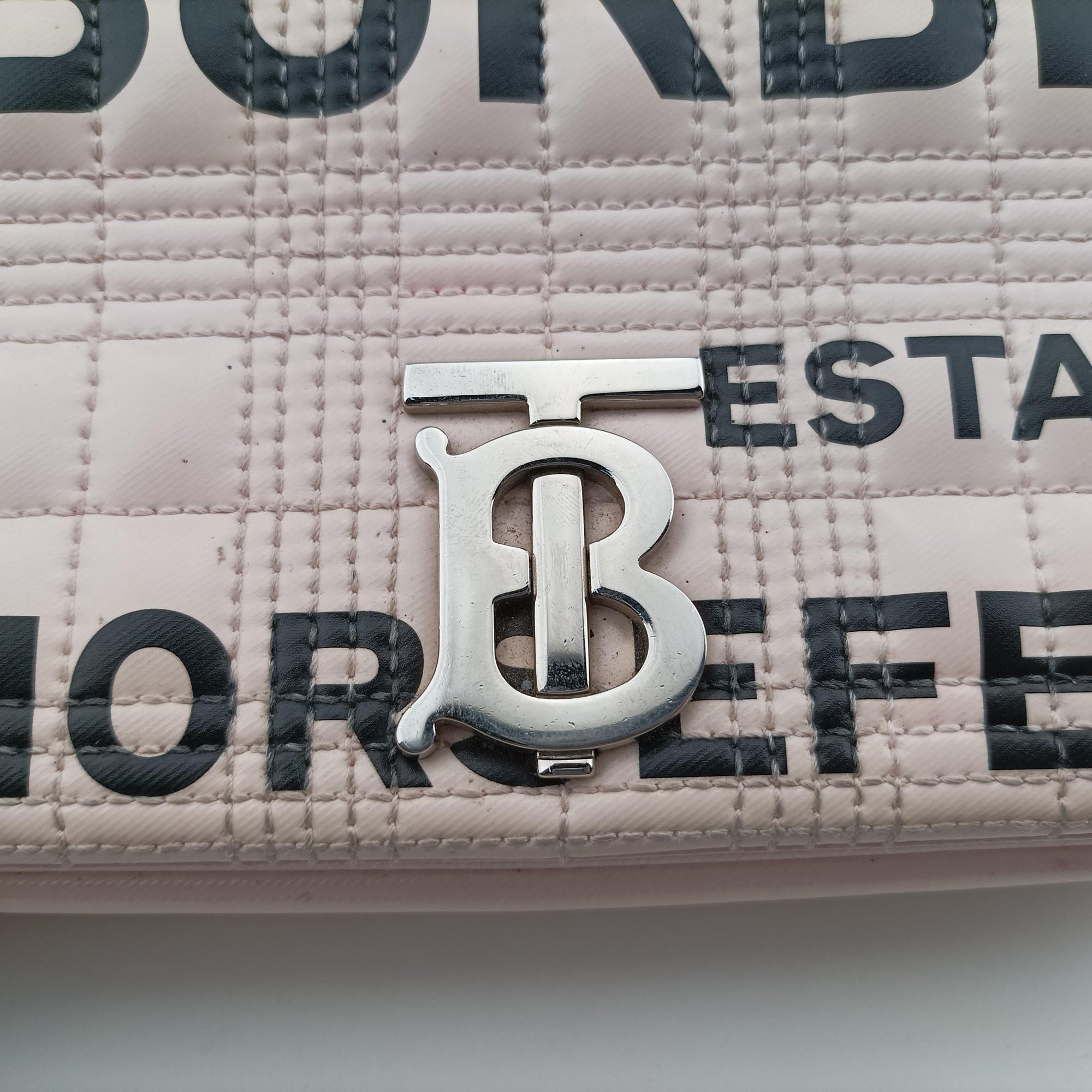 Pre-owned Burberry Lola Pink Patent  shoulderbag | stylenewstar
