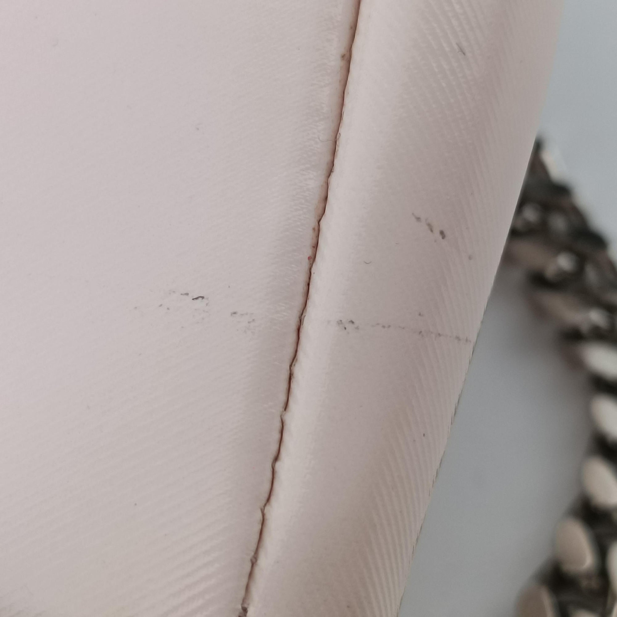 Pre-owned Burberry Lola Pink Patent  shoulderbag | stylenewstar