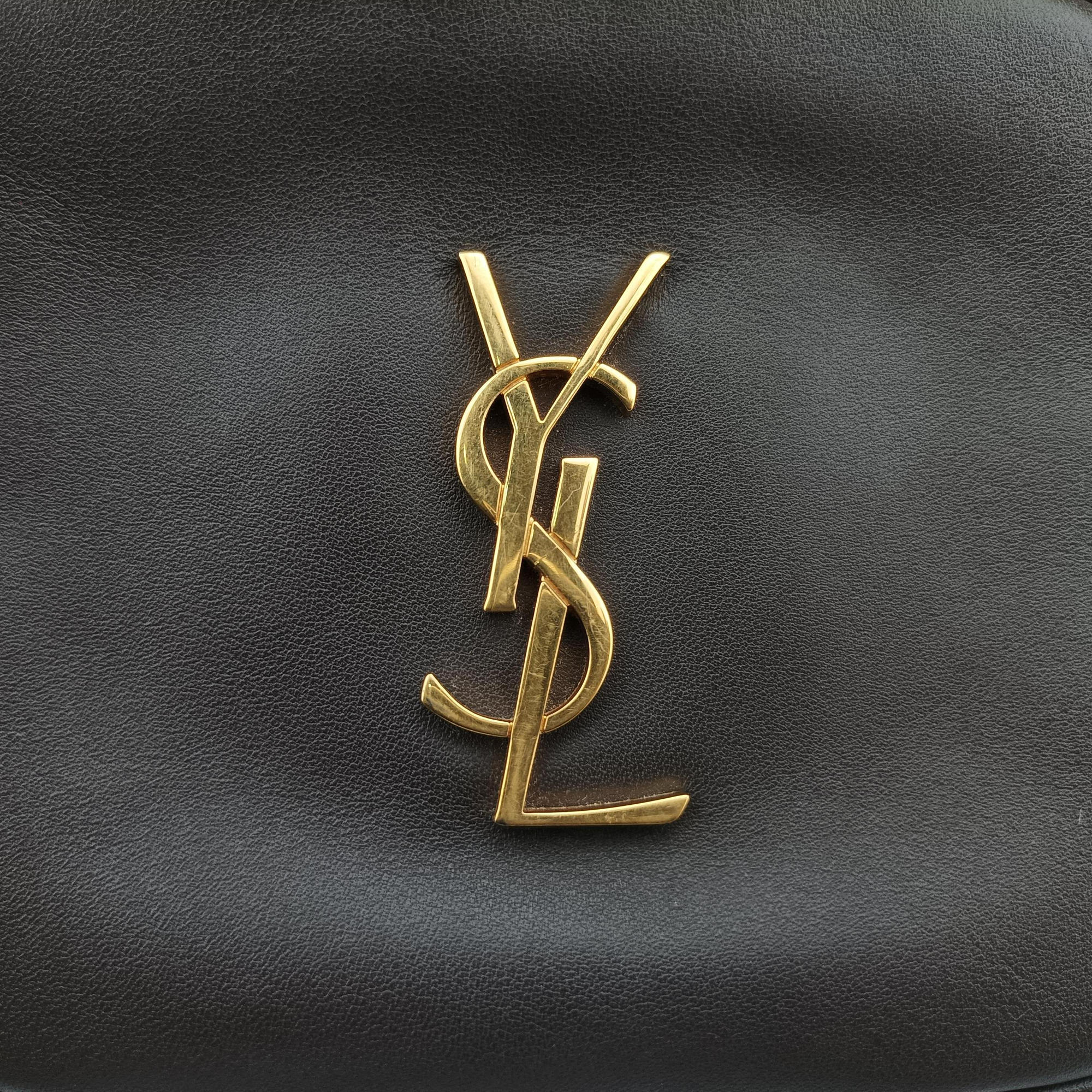 Secondhand Yves Saint Laurent Blogger Grey Leather 425317 shoulderbag | stylenewstar