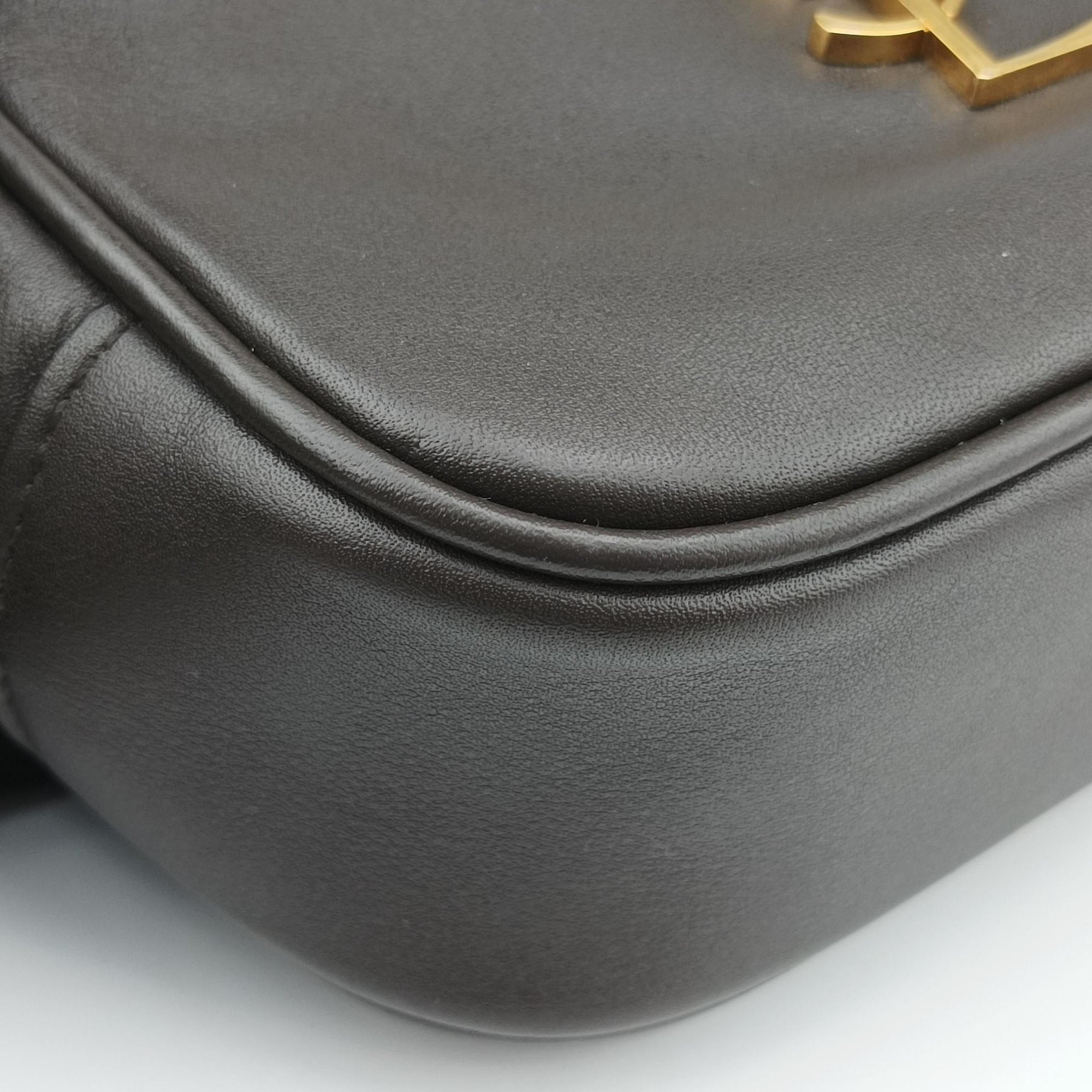 Secondhand Yves Saint Laurent Blogger Grey Leather 425317 shoulderbag | stylenewstar