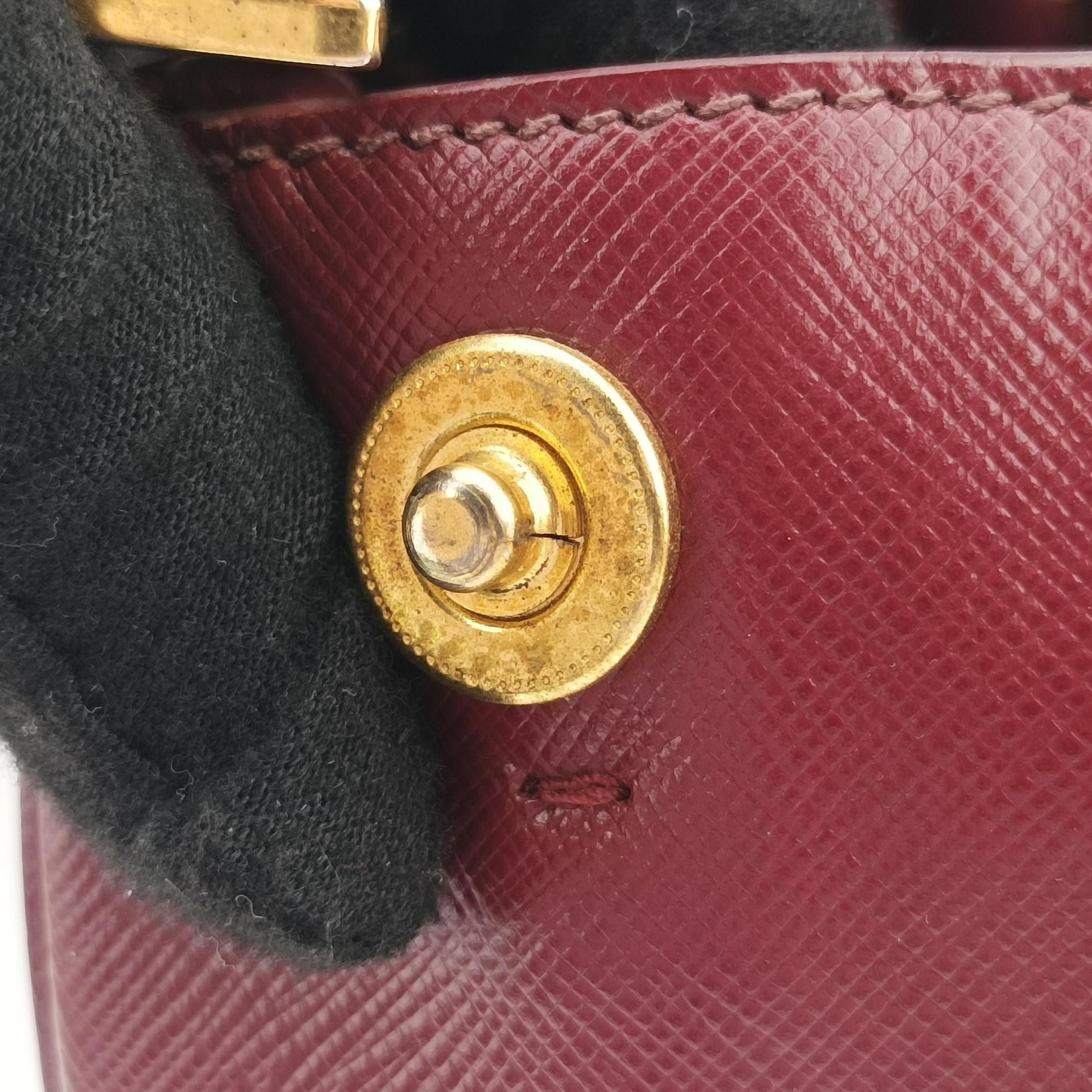 Secondhand Prada Galleria Burgundy SAFFIANO Leather BN1874 handbag | stylenewstar