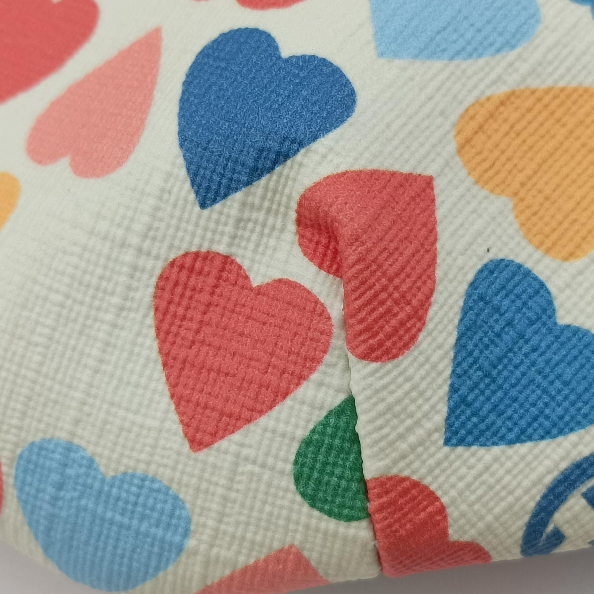 Pre-owned Gucci kids GG heart Print Multicolour PVC coated canvas 502095 bum bag/waist bag | stylenewstar