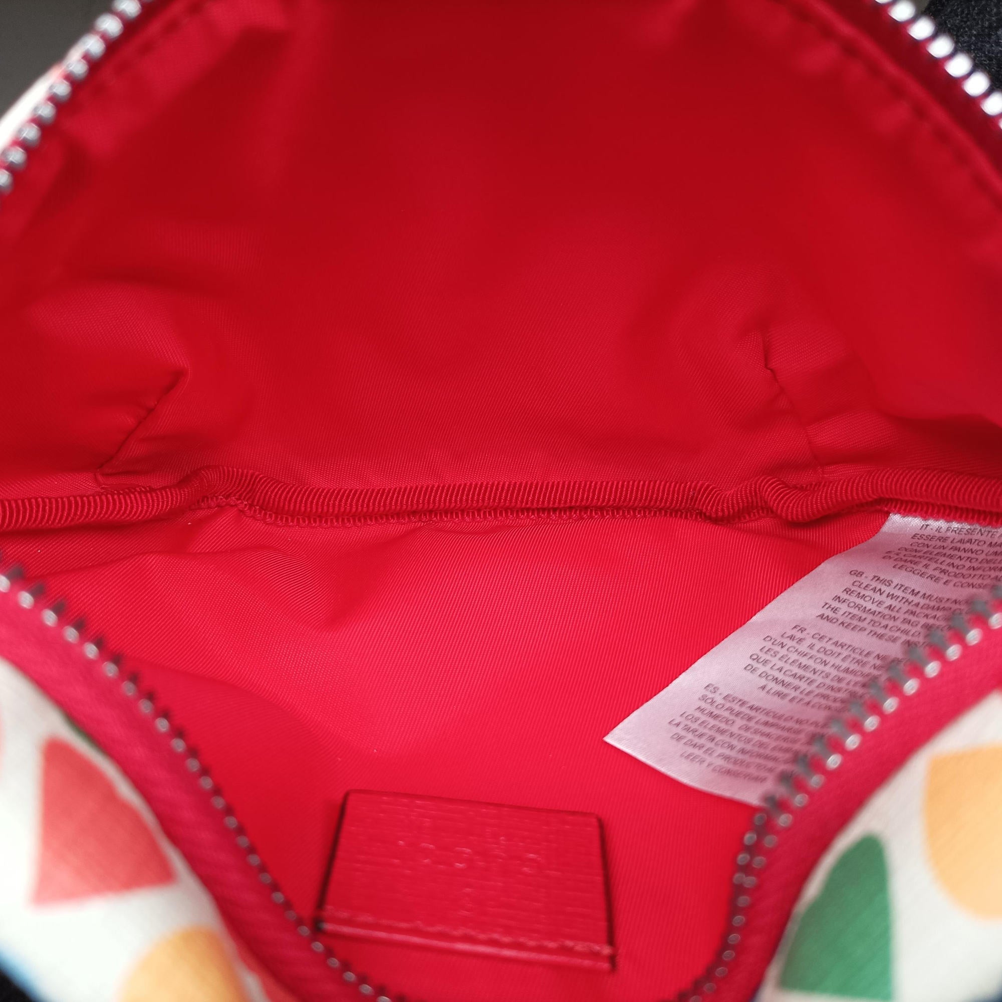 Pre-owned Gucci kids GG heart Print Multicolour PVC coated canvas 502095 bum bag/waist bag | stylenewstar