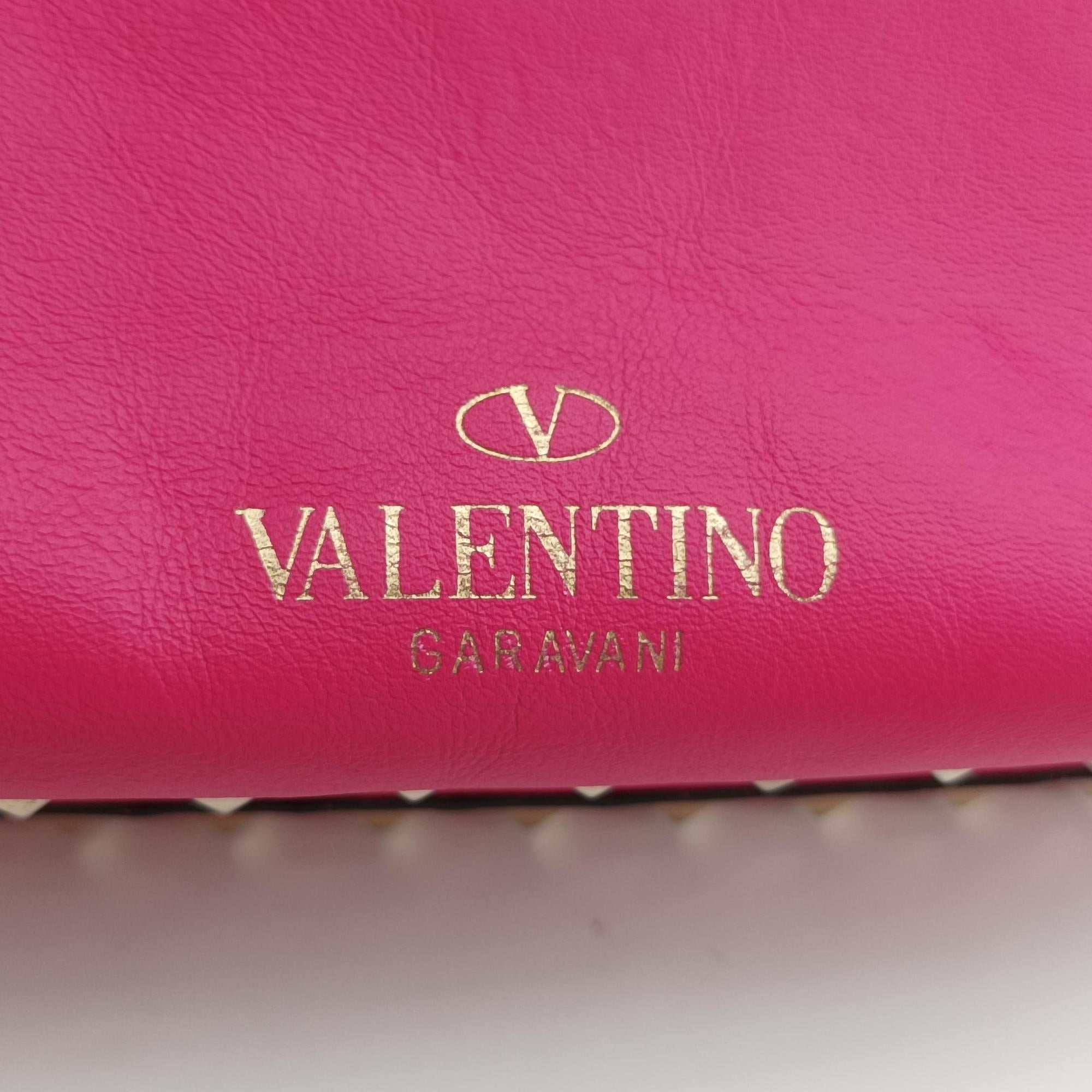 Secondhand Valentino Rockstud Pink Leather  shoulderbag | stylenewstar