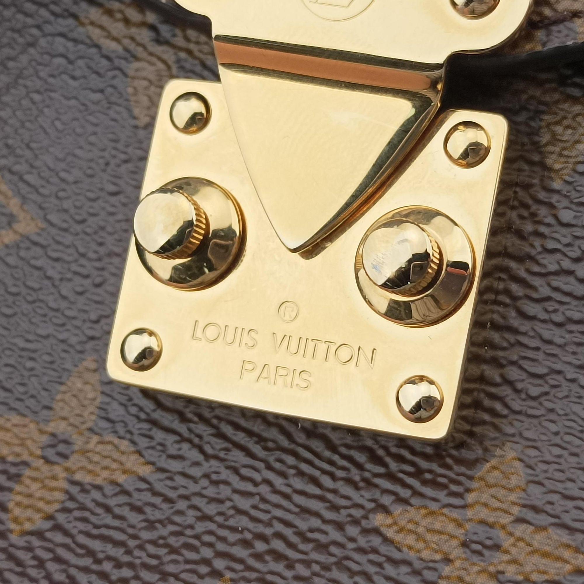 Secondhand Louis Vuitton Pochette Metis MM Brown Monogram Canvas M44875 shoulderbag | stylenewstar