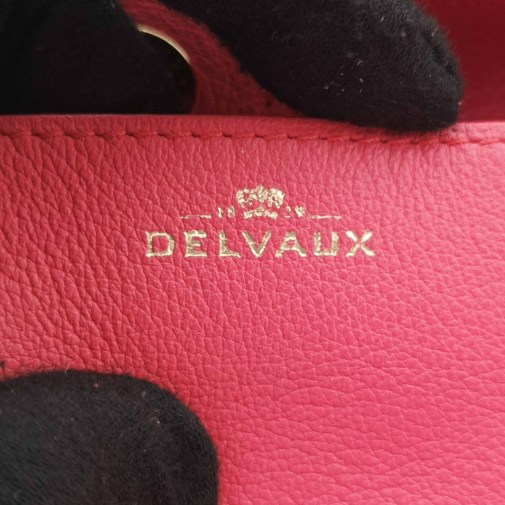 Pre-owned Delvaux Pin  Mini Bucket Pink Leather  shoulderbag | stylenewstar