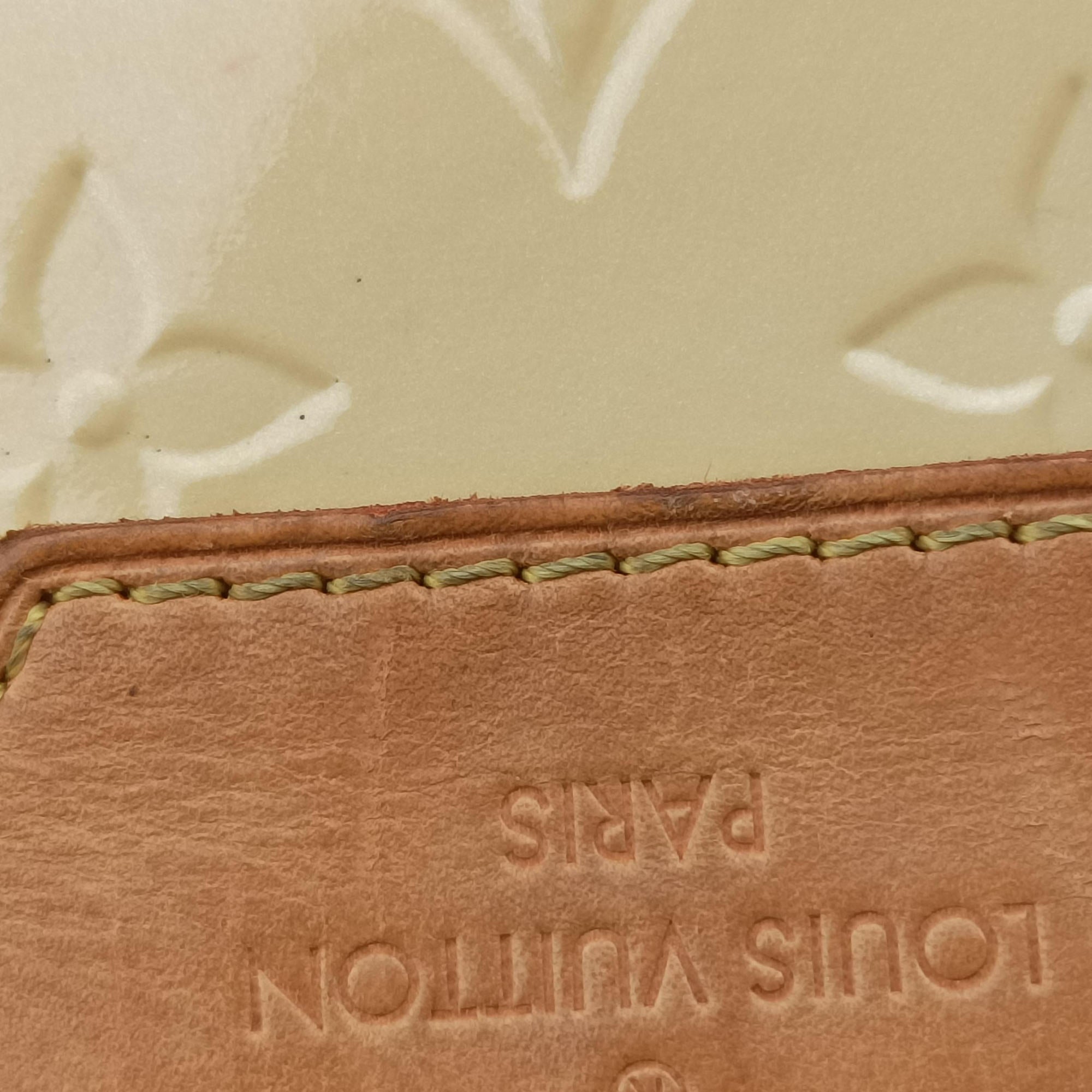 Pre-owned Louis Vuitton Brea MM Dunne Vernis M90180 shoulderbag | stylenewstar