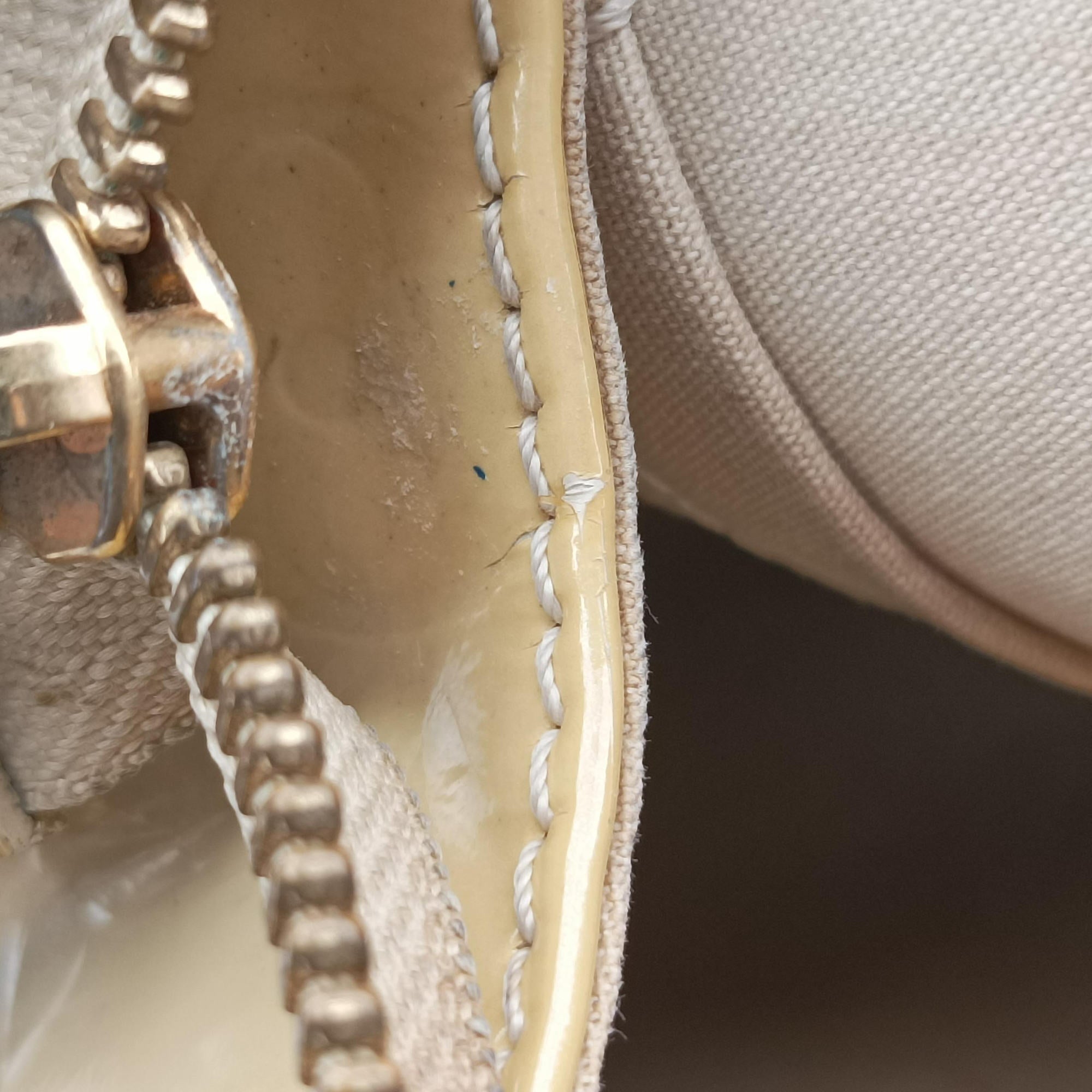 Pre-owned Louis Vuitton Brea MM Dunne Vernis M90180 shoulderbag | stylenewstar