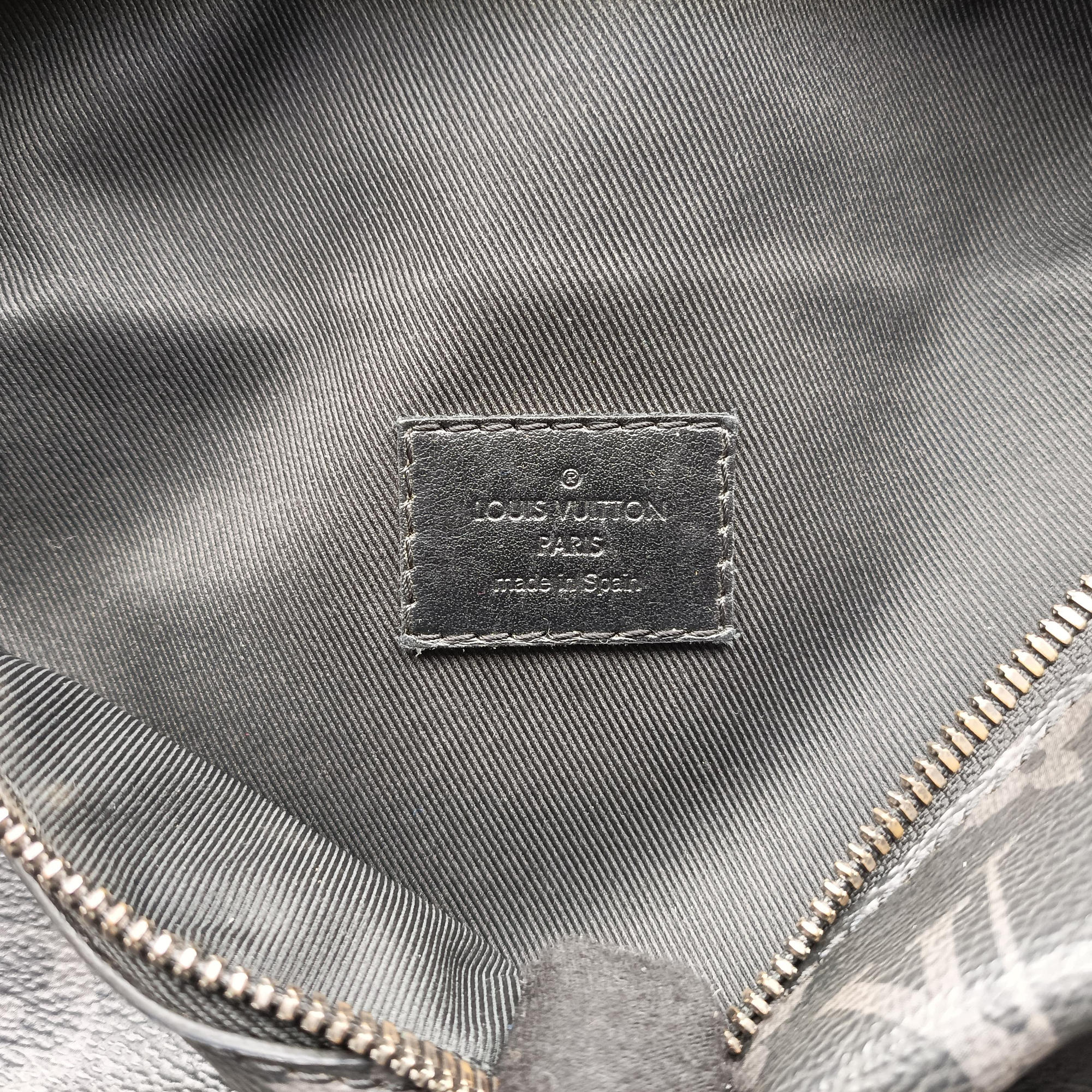 Pre-owned Louis Vuitton Discovery Bum Bag Black Monogram eclipse M44336 bum bag/waist bag | stylenewstar