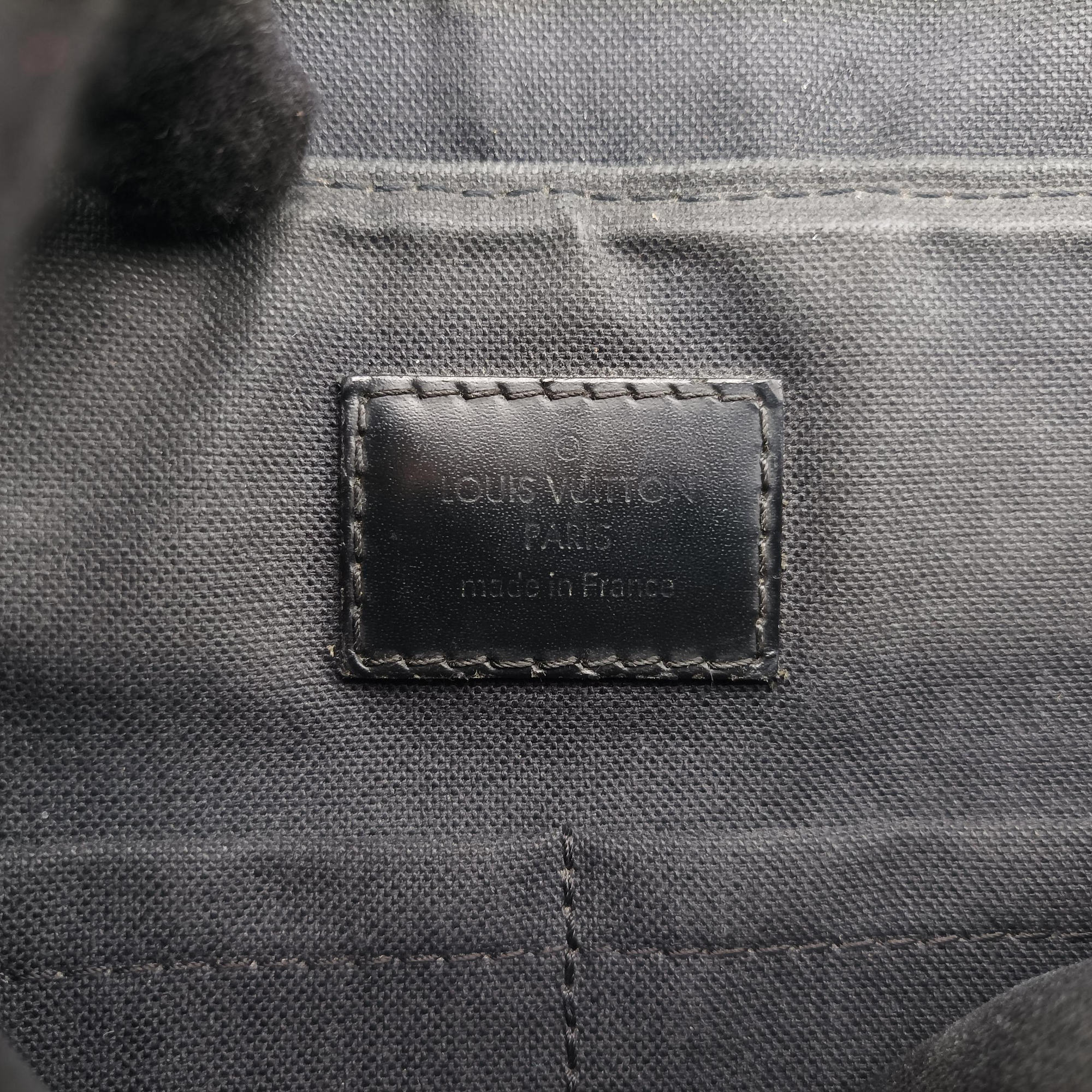 Pre-owned Louis Vuitton District PM Noir Damier GRAPHITE N41260 shoulderbag | stylenewstar