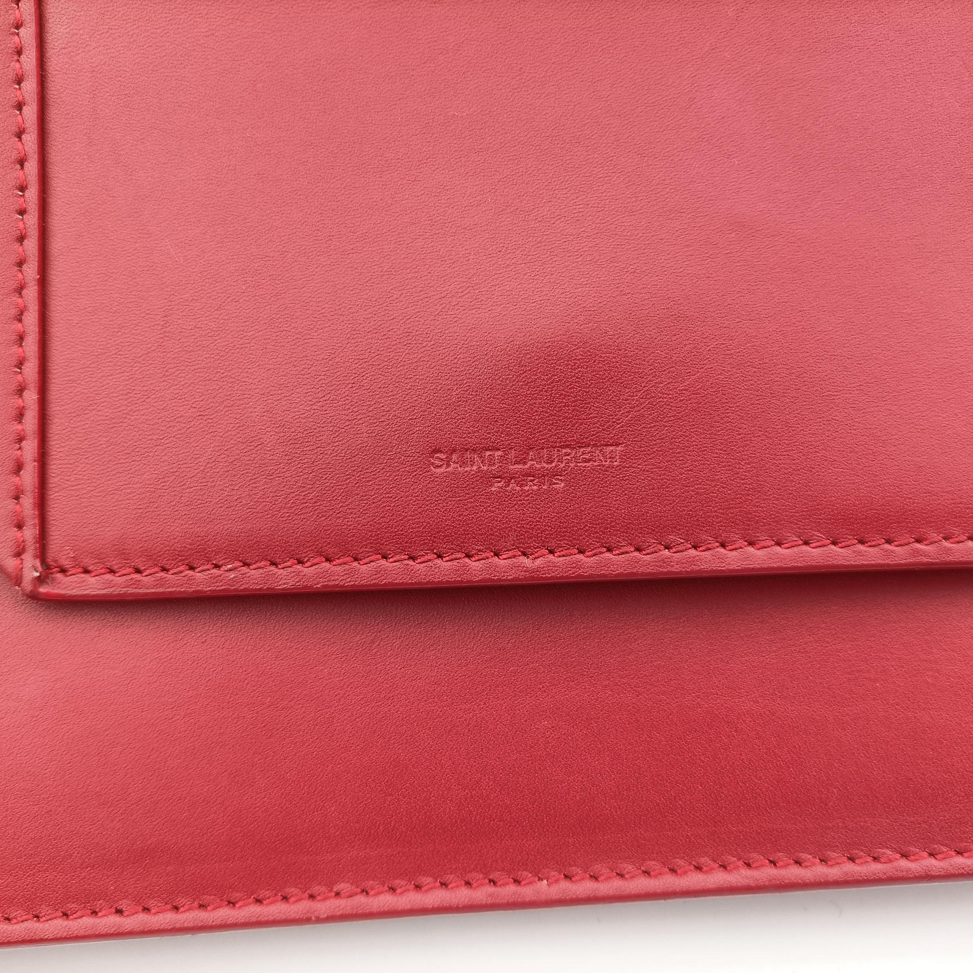 Pre-owned Yves Saint Laurent BETTY Red Leather 314515 shoulderbag | stylenewstar