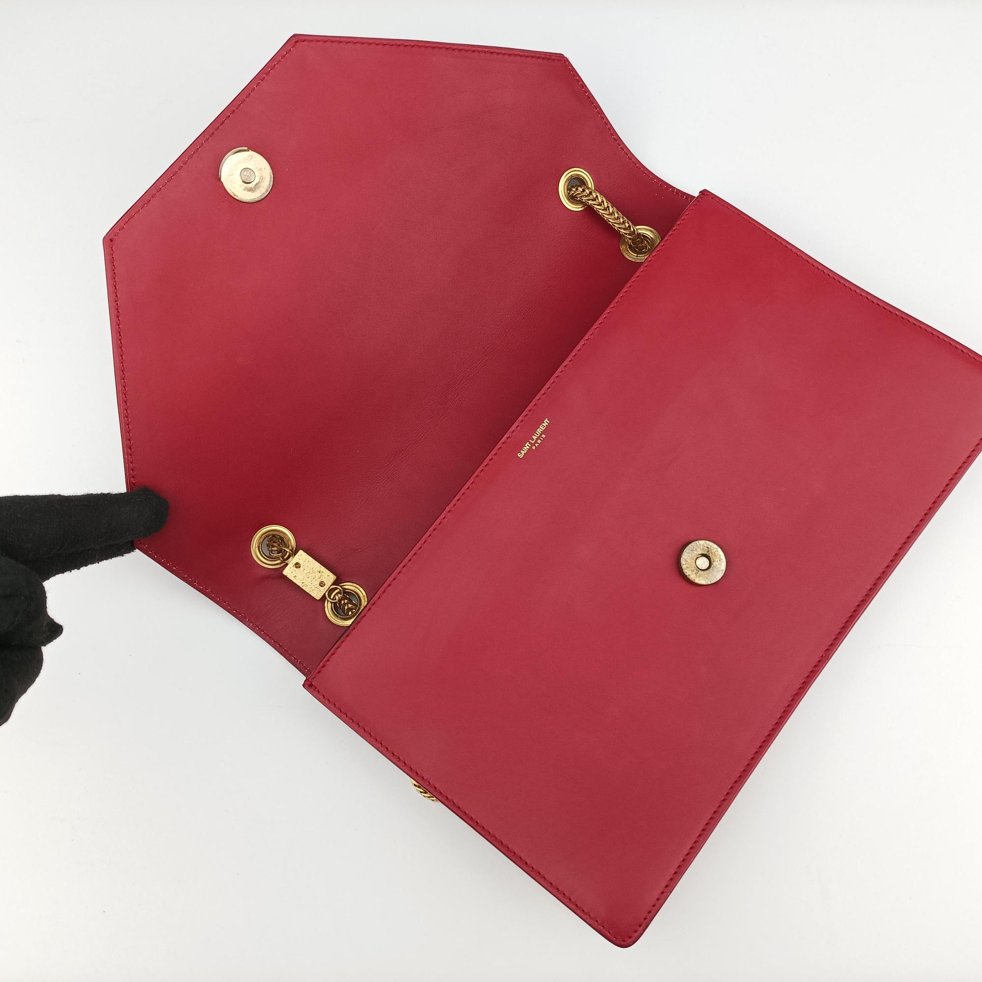 Pre-owned Yves Saint Laurent BETTY Red Leather 314515 shoulderbag | stylenewstar