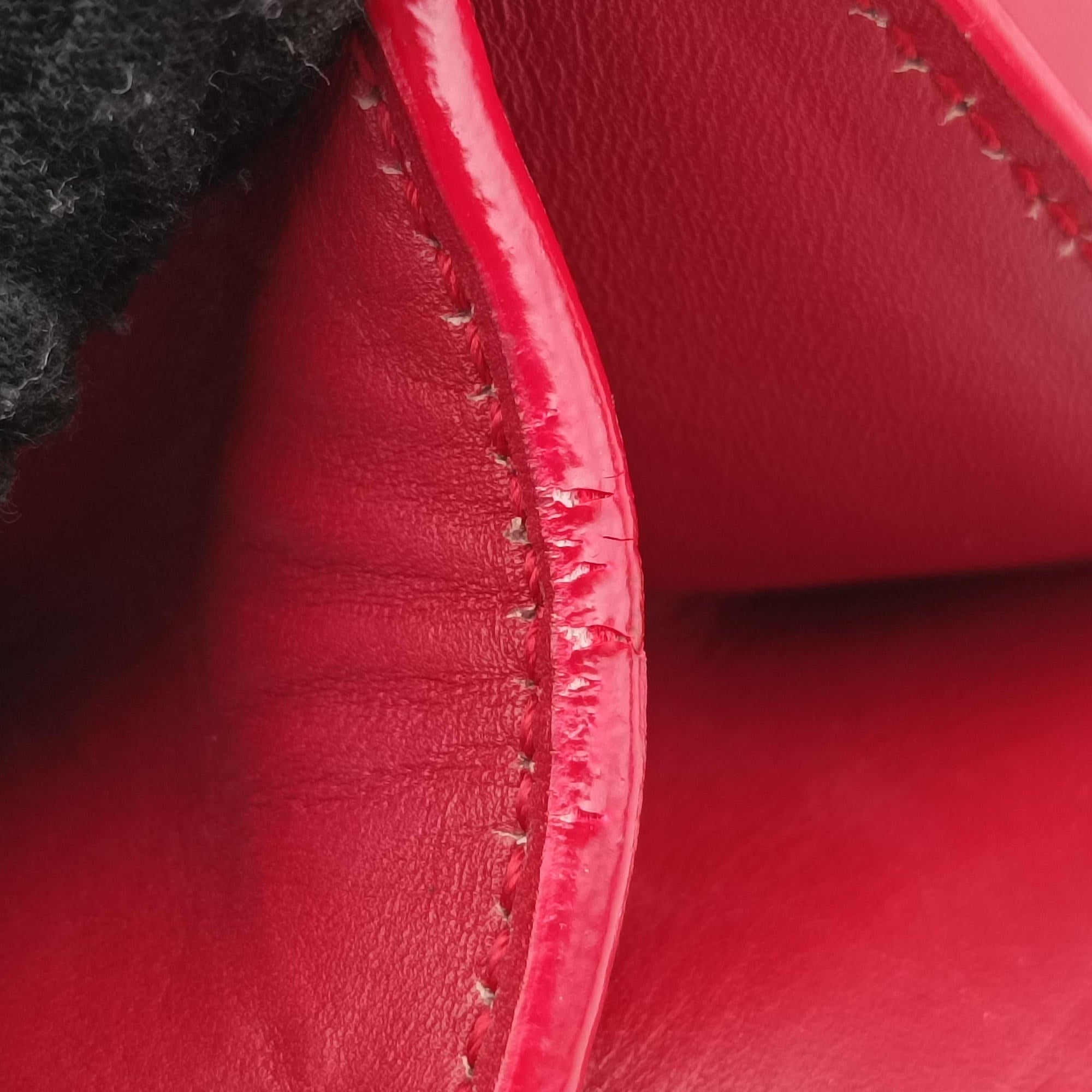 Pre-owned Yves Saint Laurent BETTY Red Leather 314515 shoulderbag | stylenewstar