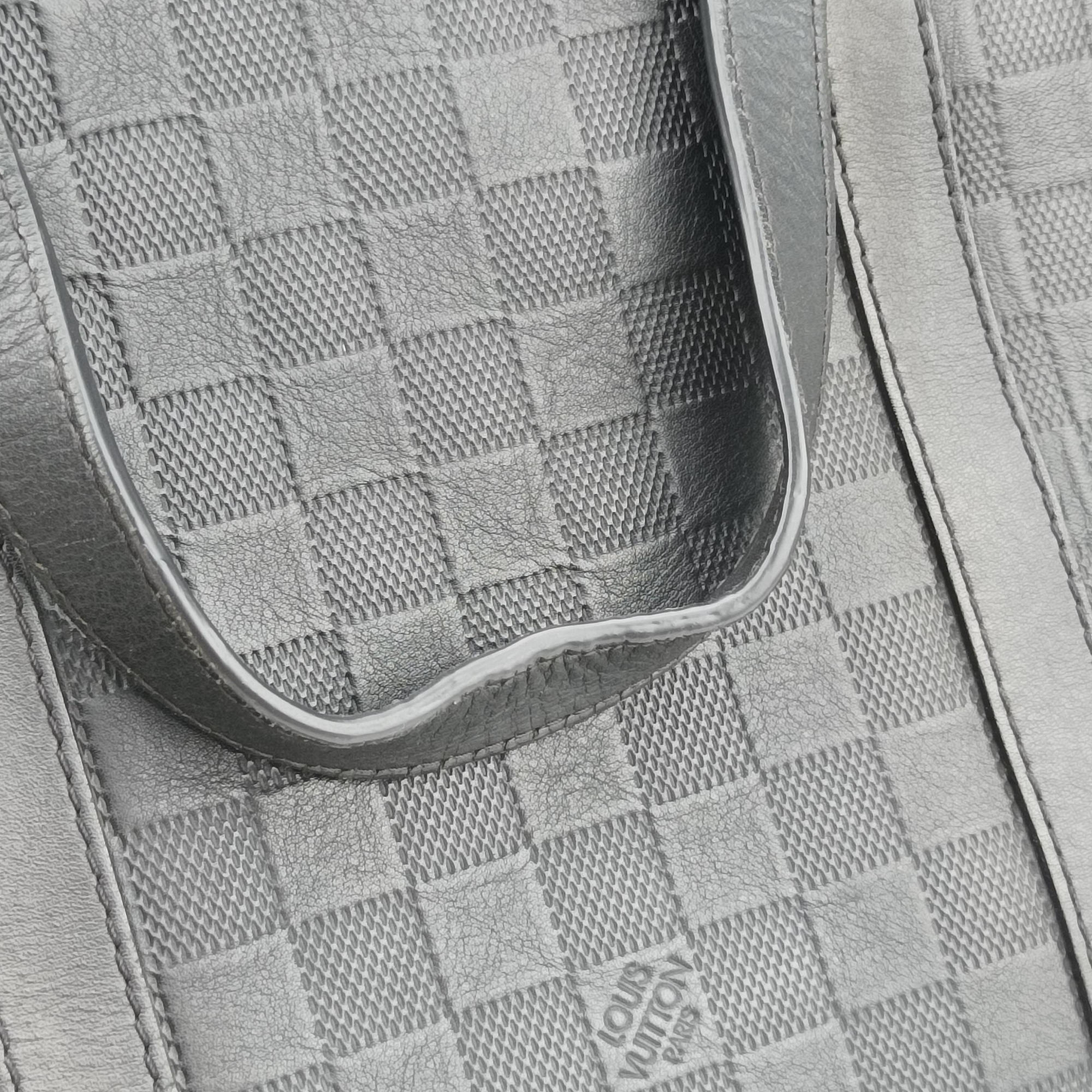Pre-owned Louis Vuitton TADAO Noir Damier Graphite N41269 shoulderbag | stylenewstar