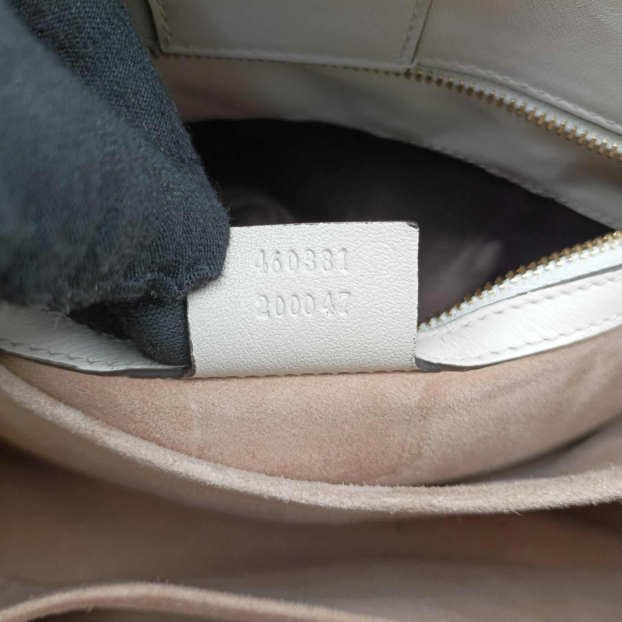 Pre-owned Gucci Sylvie White x Black x Red x Navy Leather 460381 shoulderbag | stylenewstar