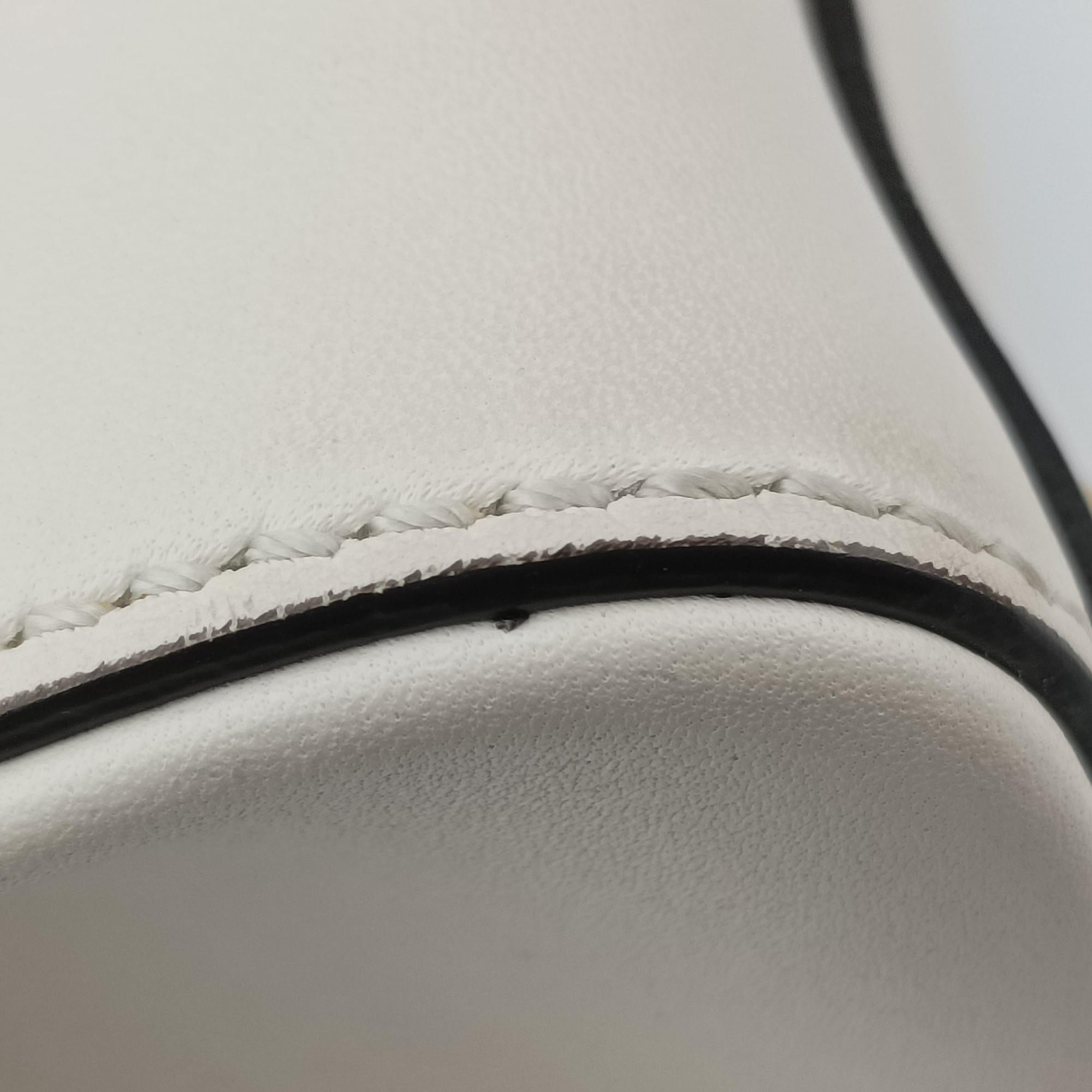 Pre-owned Gucci Sylvie White x Black x Red x Navy Leather 460381 shoulderbag | stylenewstar