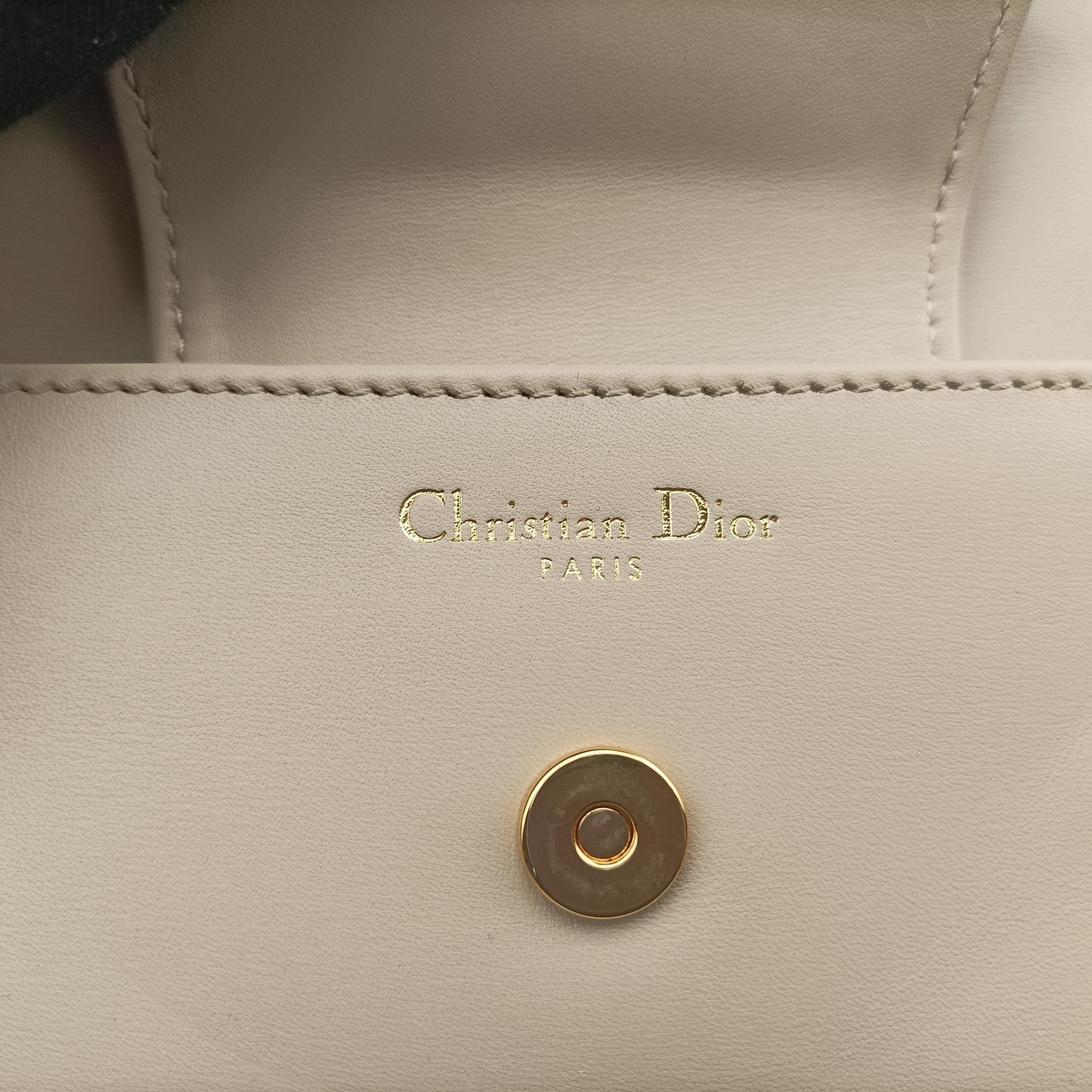 Vintage Christian Dior Diordouble Beige Leather  shoulderbag | stylenewstar
