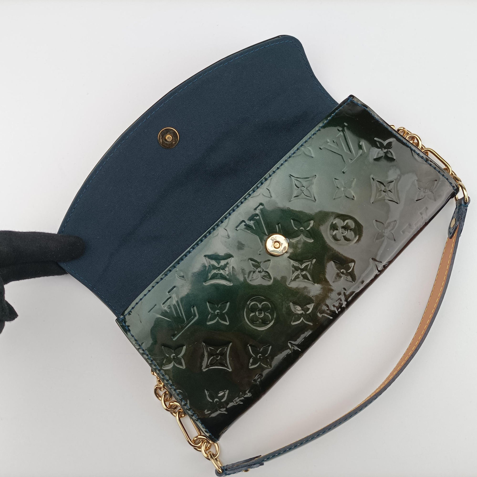 Pre-owned Louis Vuitton Sunset Boulevard green Vernis M93542 handbag | stylenewstar