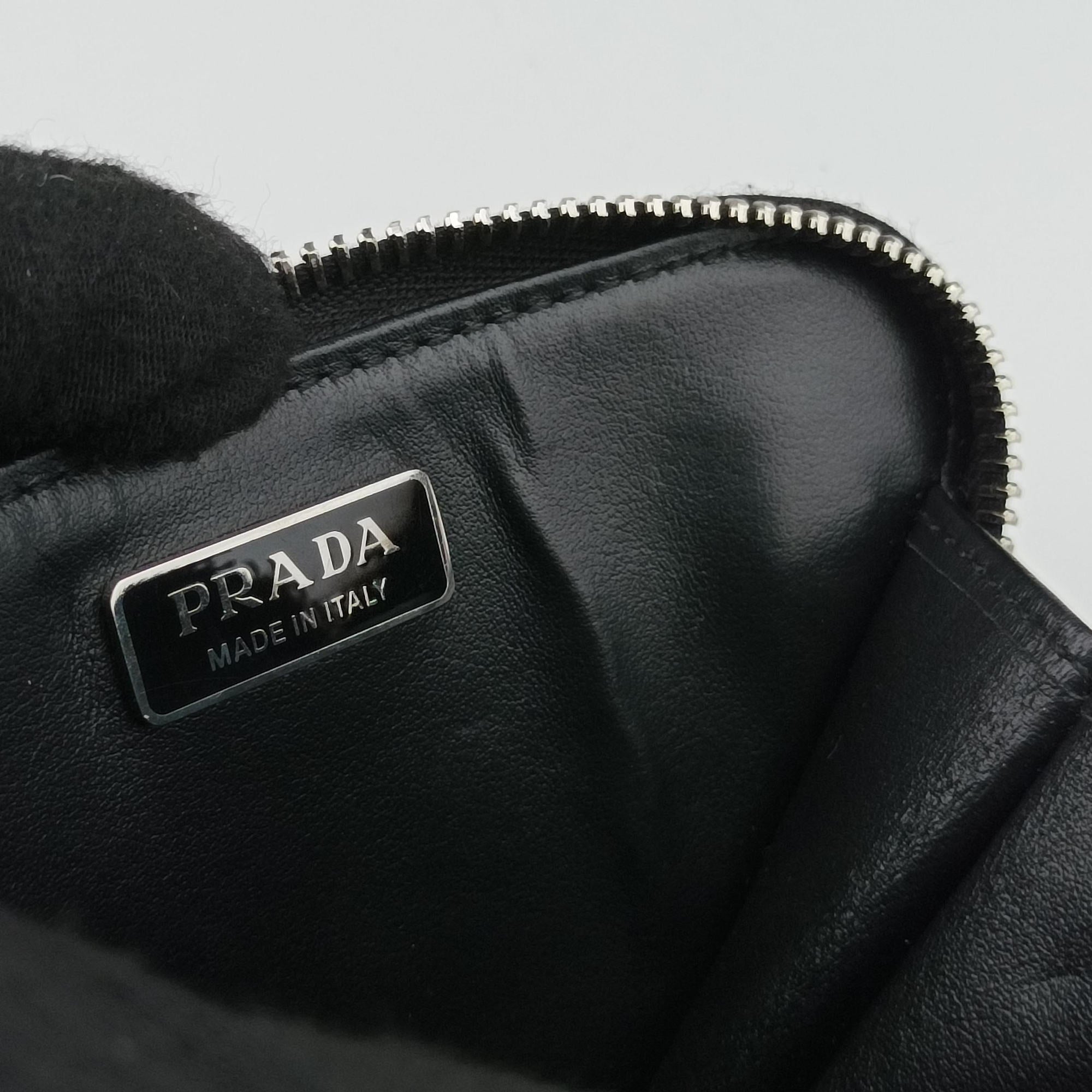 Pre-owned Prada Triangle Chain Pouch Black Leather  shoulderbag | stylenewstar
