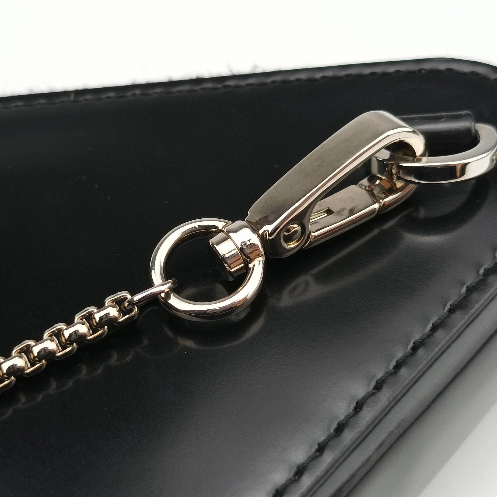 Pre-owned Prada Triangle Chain Pouch Black Leather  shoulderbag | stylenewstar