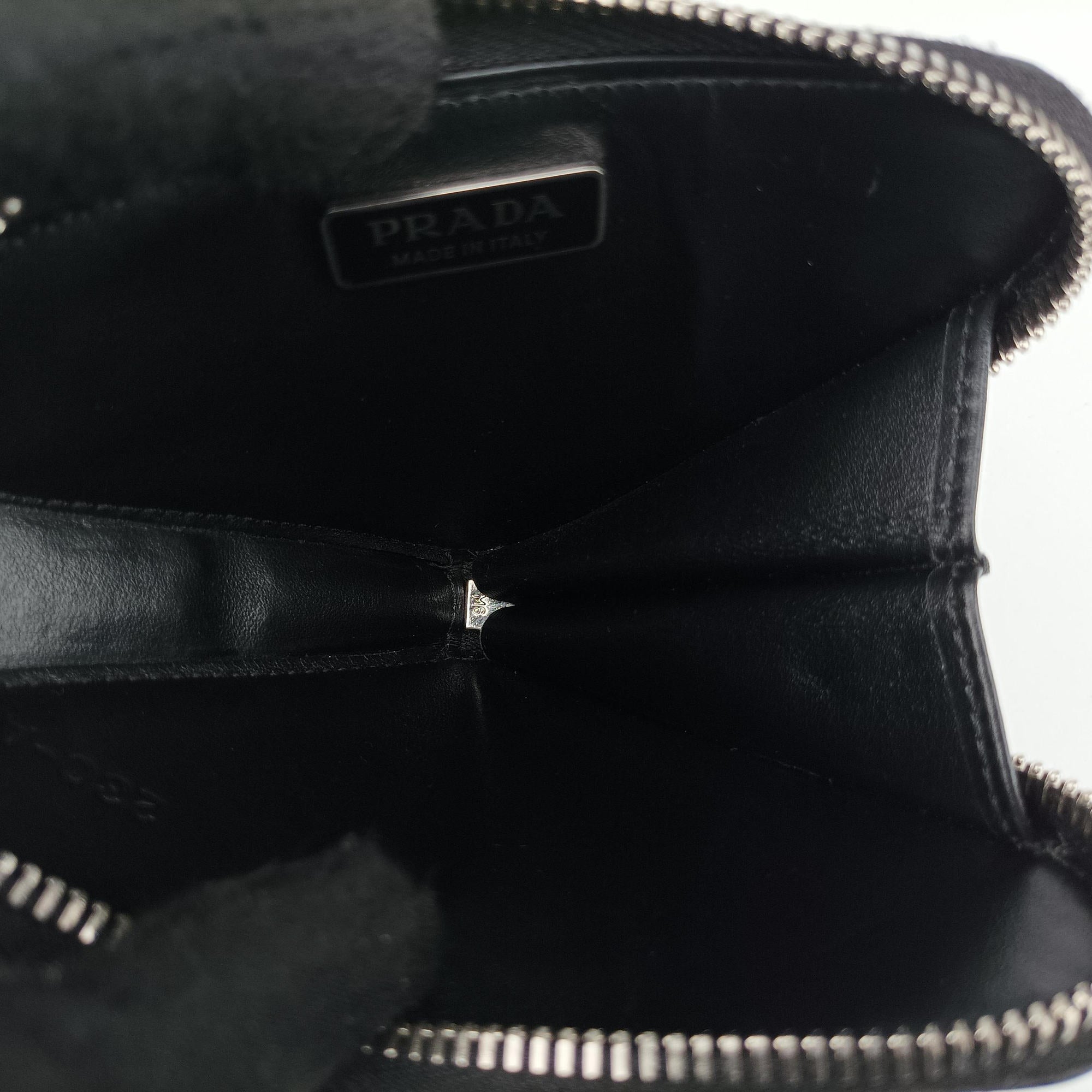 Pre-owned Prada Triangle Chain Pouch Black Leather  shoulderbag | stylenewstar