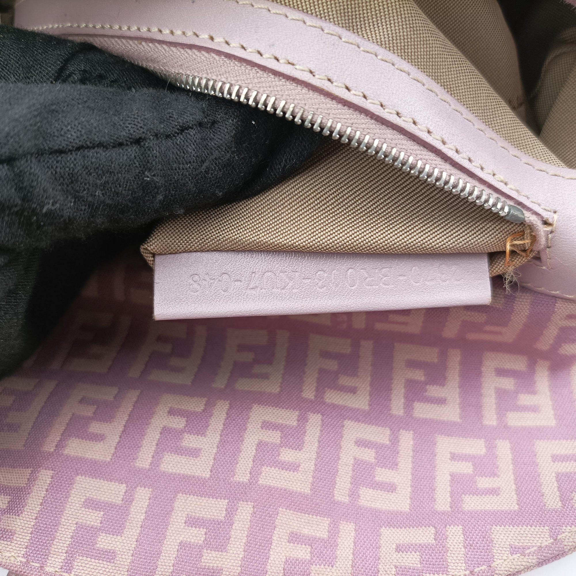 Pre-owned Fendi Zucchino Baguette Pink canvas 8BR003 handbag | stylenewstar