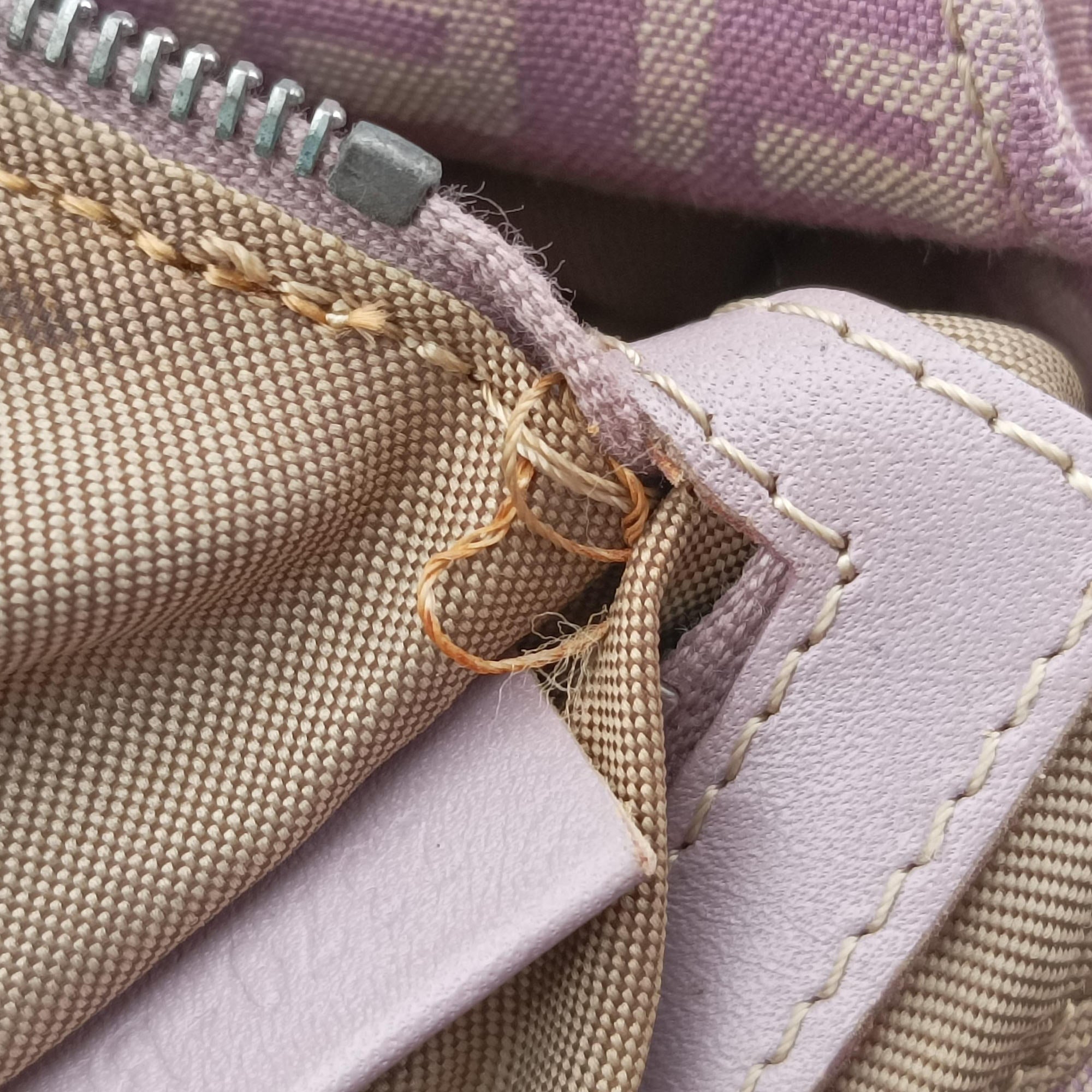 Pre-owned Fendi Zucchino Baguette Pink canvas 8BR003 handbag | stylenewstar