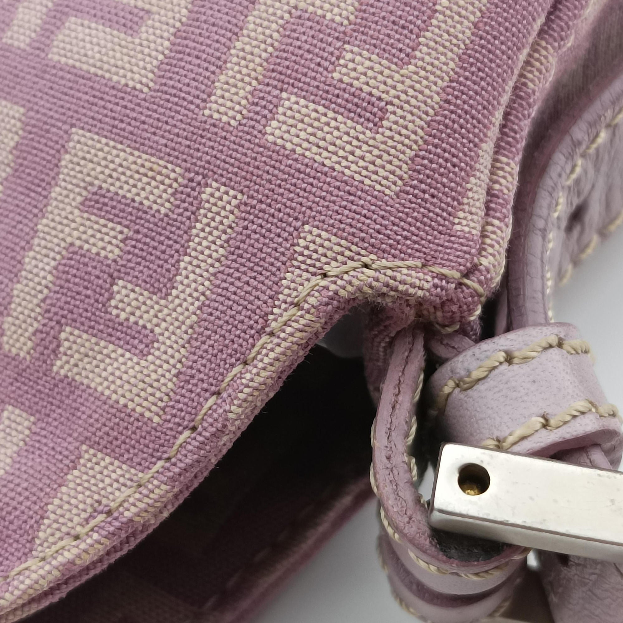 Pre-owned Fendi Zucchino Baguette Pink canvas 8BR003 handbag | stylenewstar