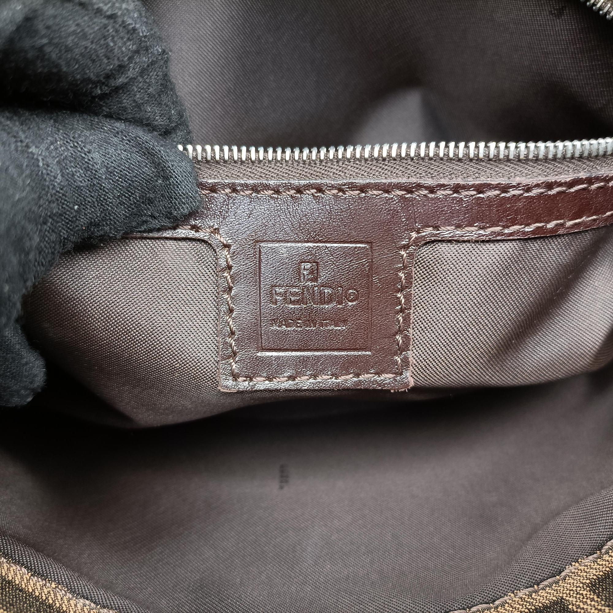 Secondhand Fendi Zucca Mamma Baguette Brown canvas×leather 091611 shoulderbag | stylenewstar