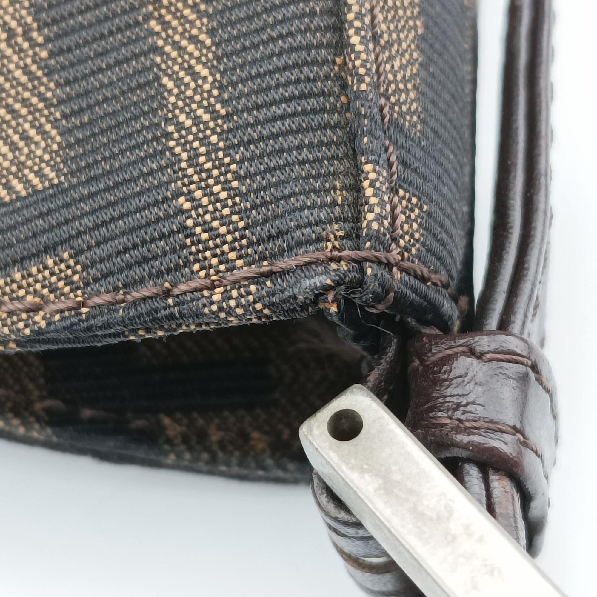 Secondhand Fendi Zucca Mamma Baguette Brown canvas×leather 091611 shoulderbag | stylenewstar