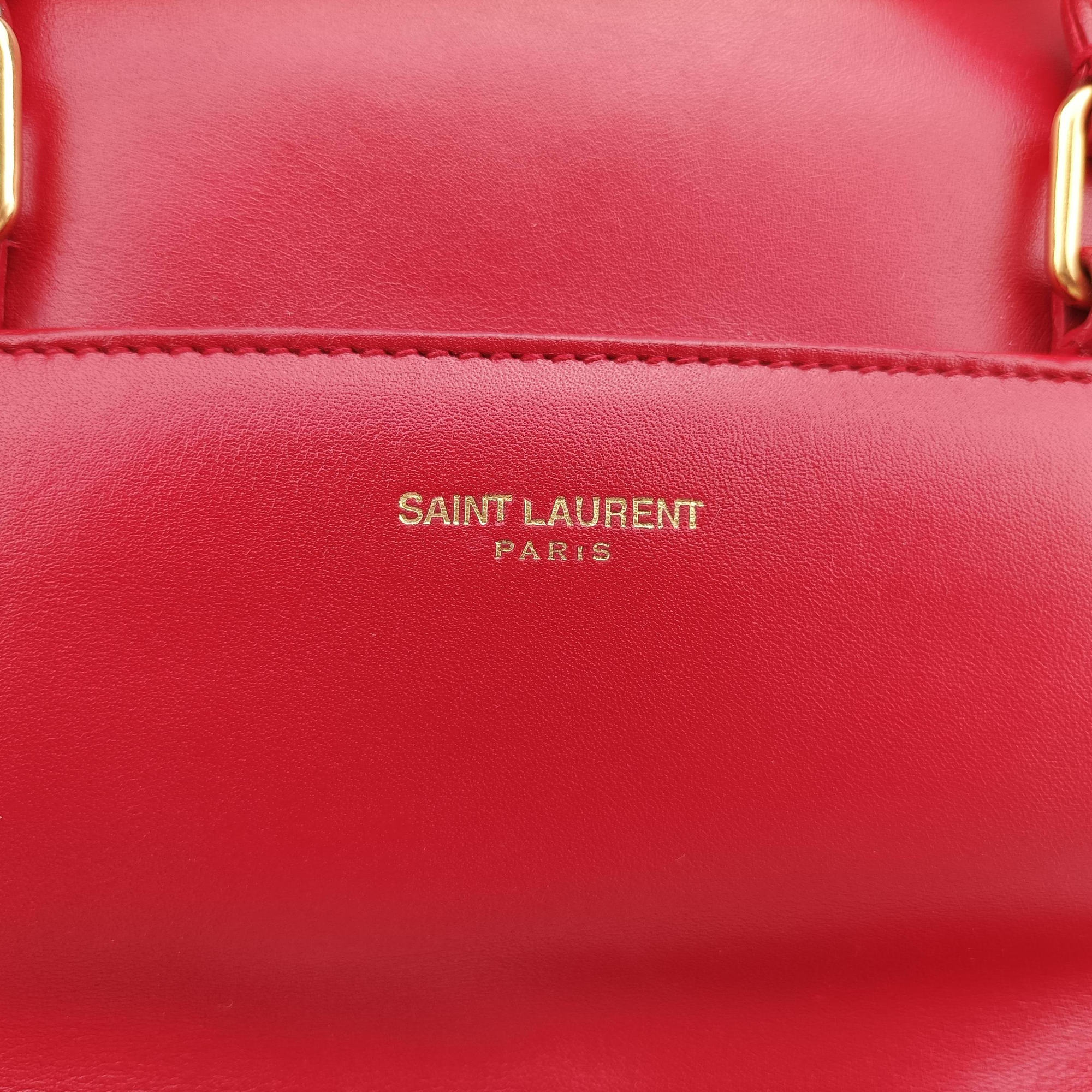 Pre-owned Yves Saint Laurent CLASSIC DUFFEL Red Leather 314704 shoulderbag | stylenewstar
