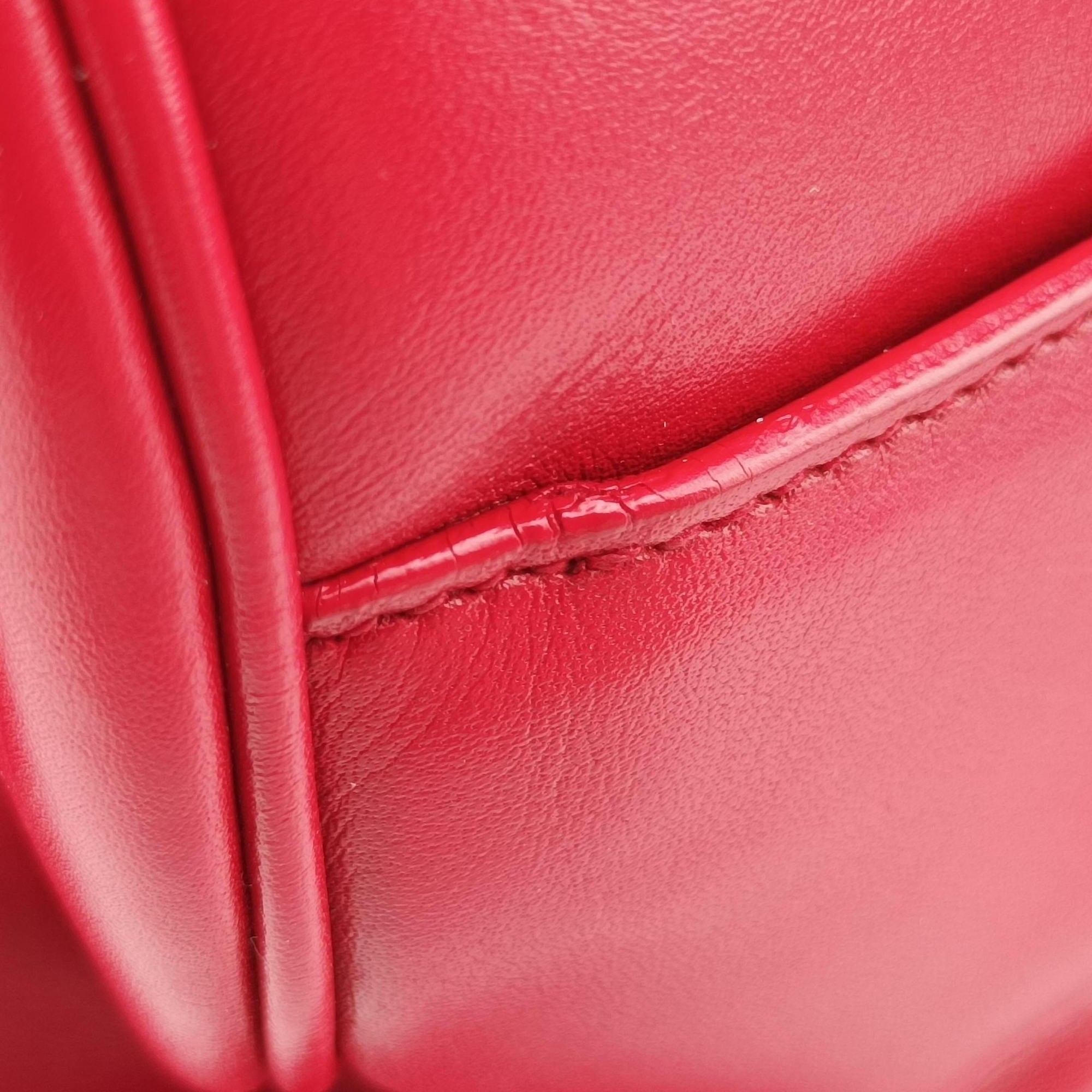 Pre-owned Yves Saint Laurent CLASSIC DUFFEL Red Leather 314704 shoulderbag | stylenewstar