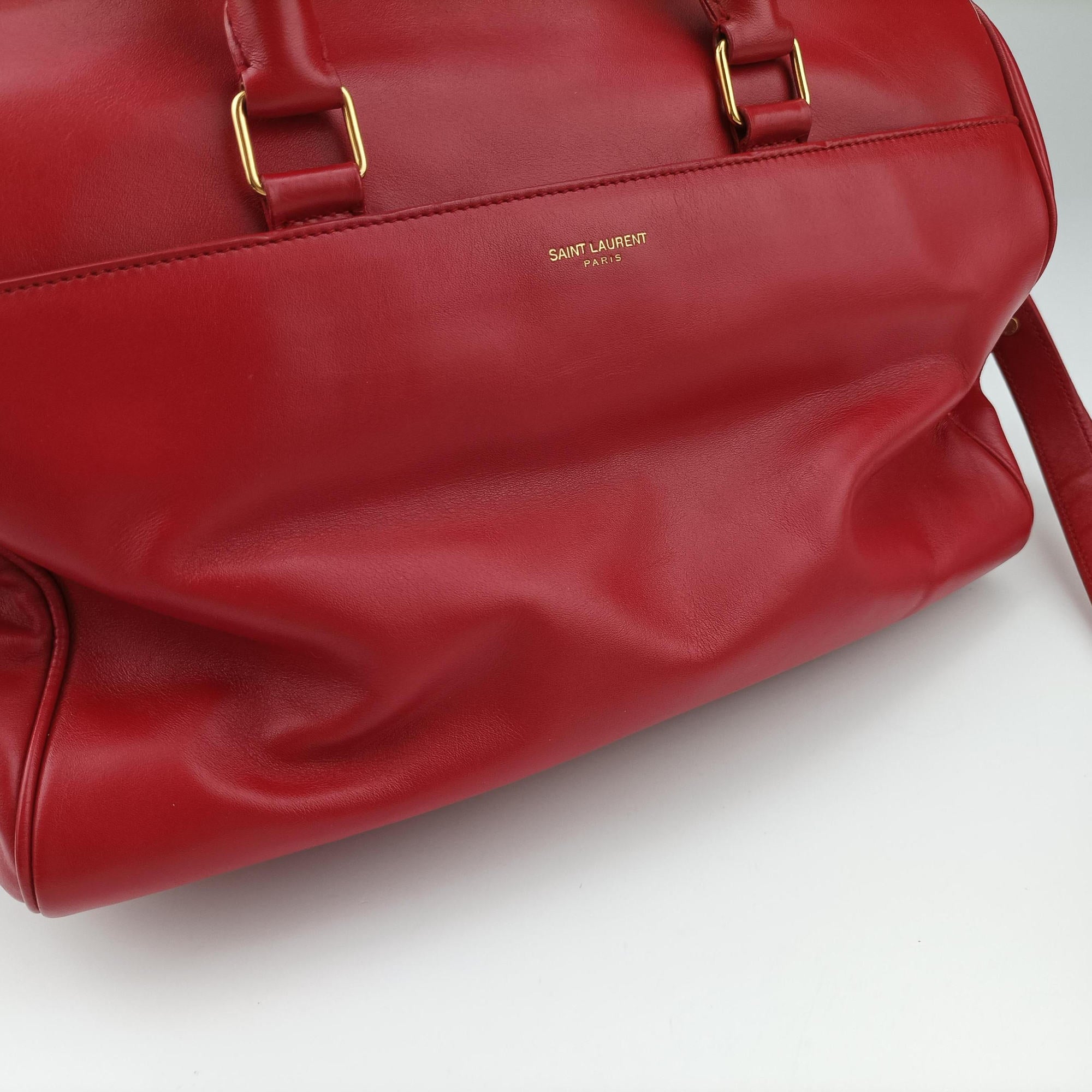 Pre-owned Yves Saint Laurent CLASSIC DUFFEL Red Leather 314704 shoulderbag | stylenewstar