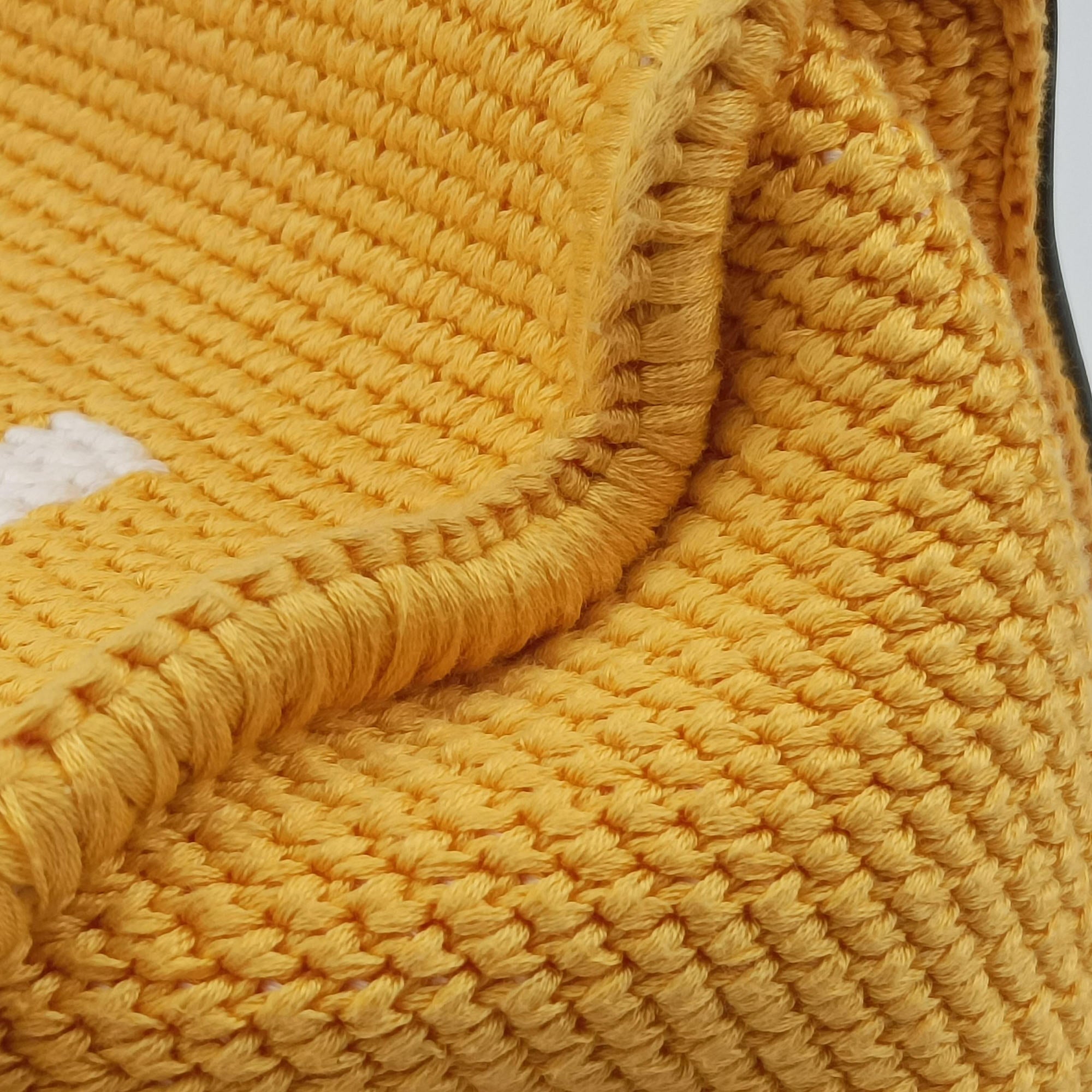 Pre-owned Fendi SUNSHINE Yellow Crochet×leather 8BH386 shoulderbag | stylenewstar