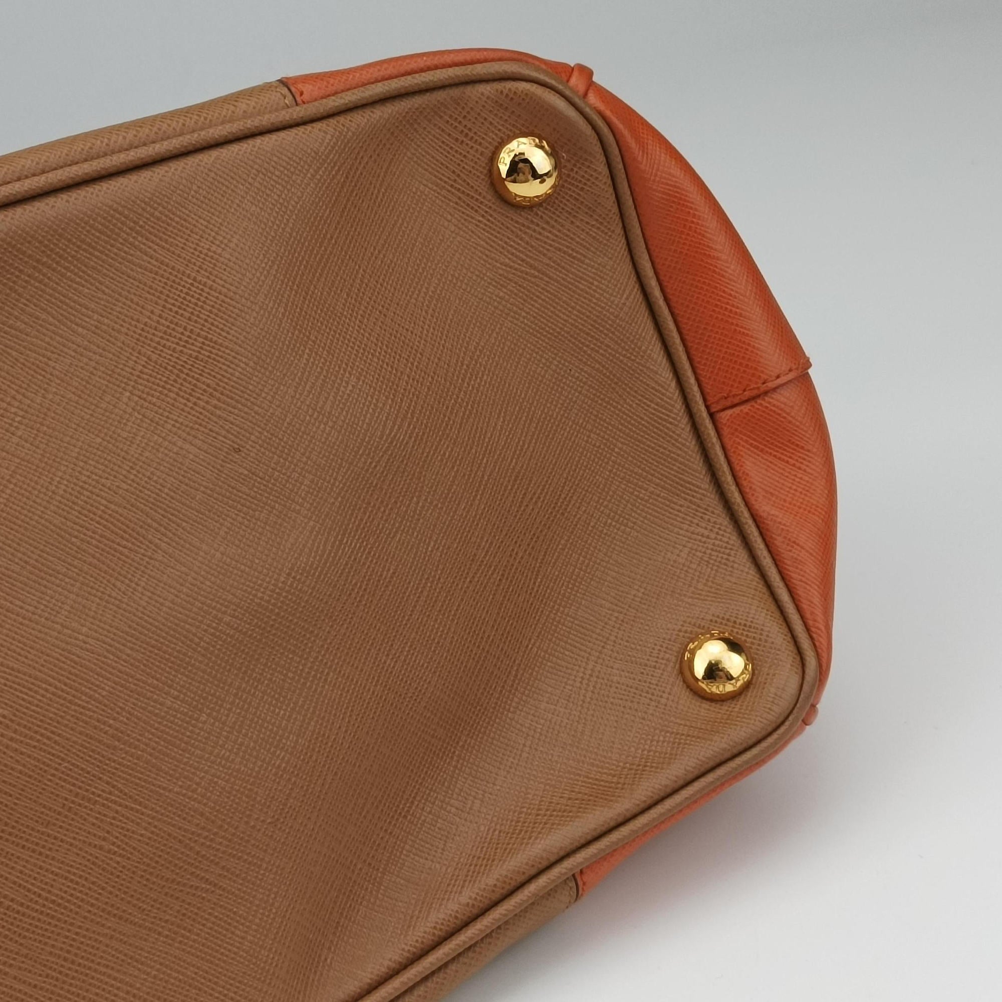 Secondhand Prada Galleria brown×orange SAFFIANO Leather B2274C shoulderbag | stylenewstar