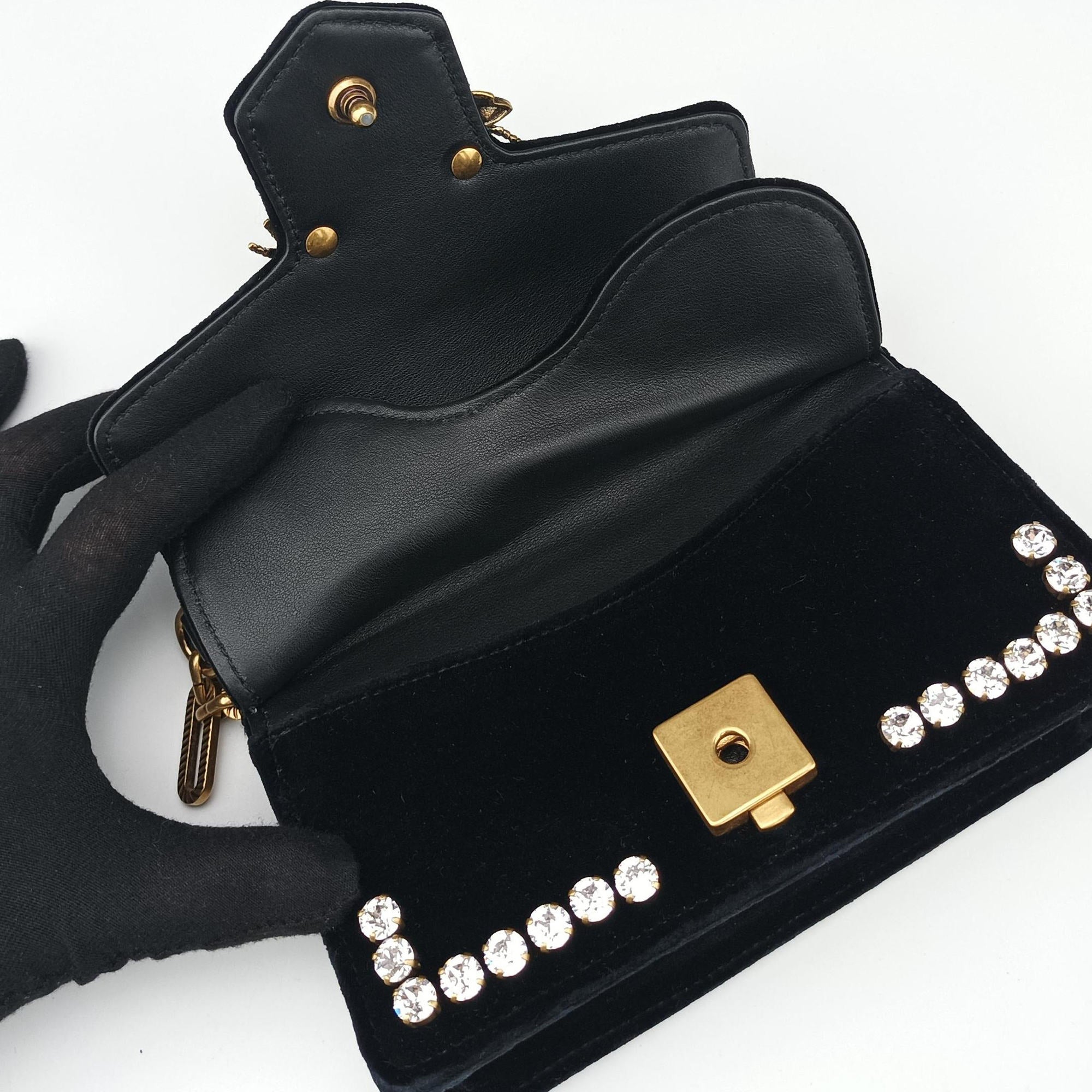 Pre-owned Gucci Broadway Black velour 489218 shoulderbag | stylenewstar