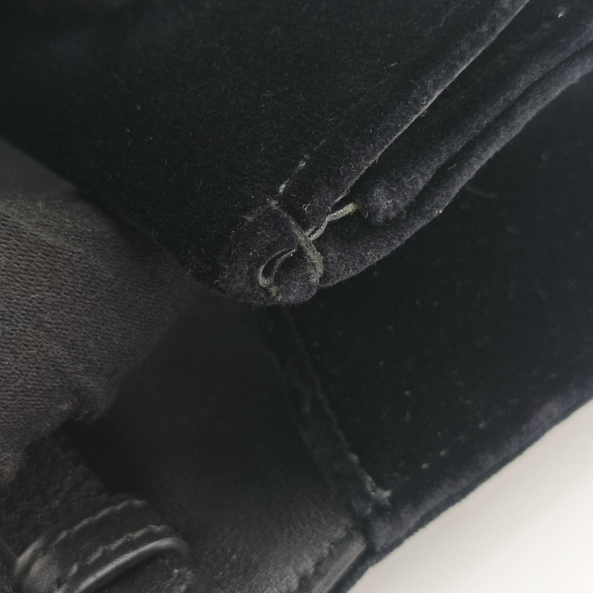 Pre-owned Gucci Broadway Black velour 489218 shoulderbag | stylenewstar